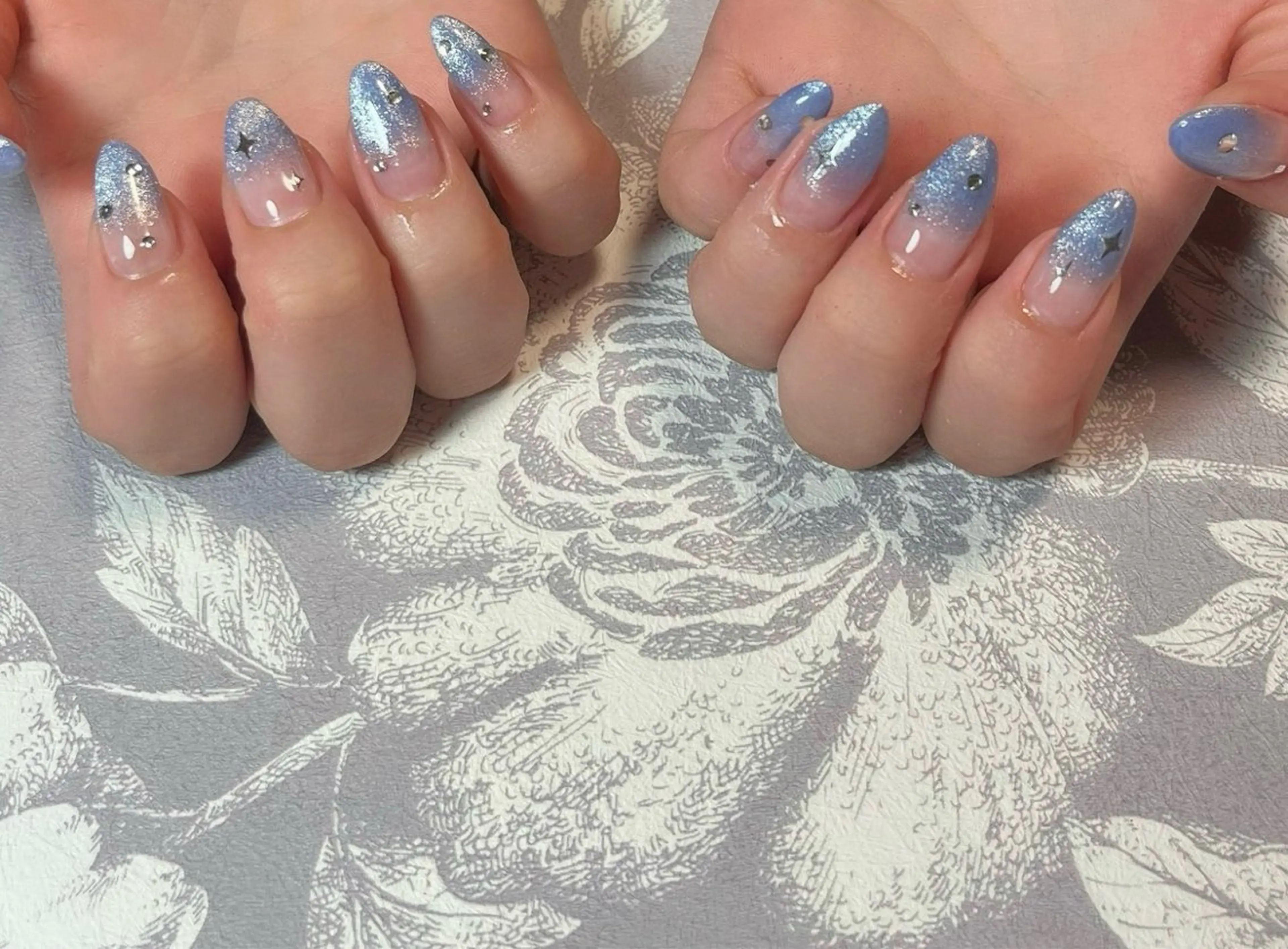 ネイル ハンドネイル フットネイル mepo- salonのネイルデザイン