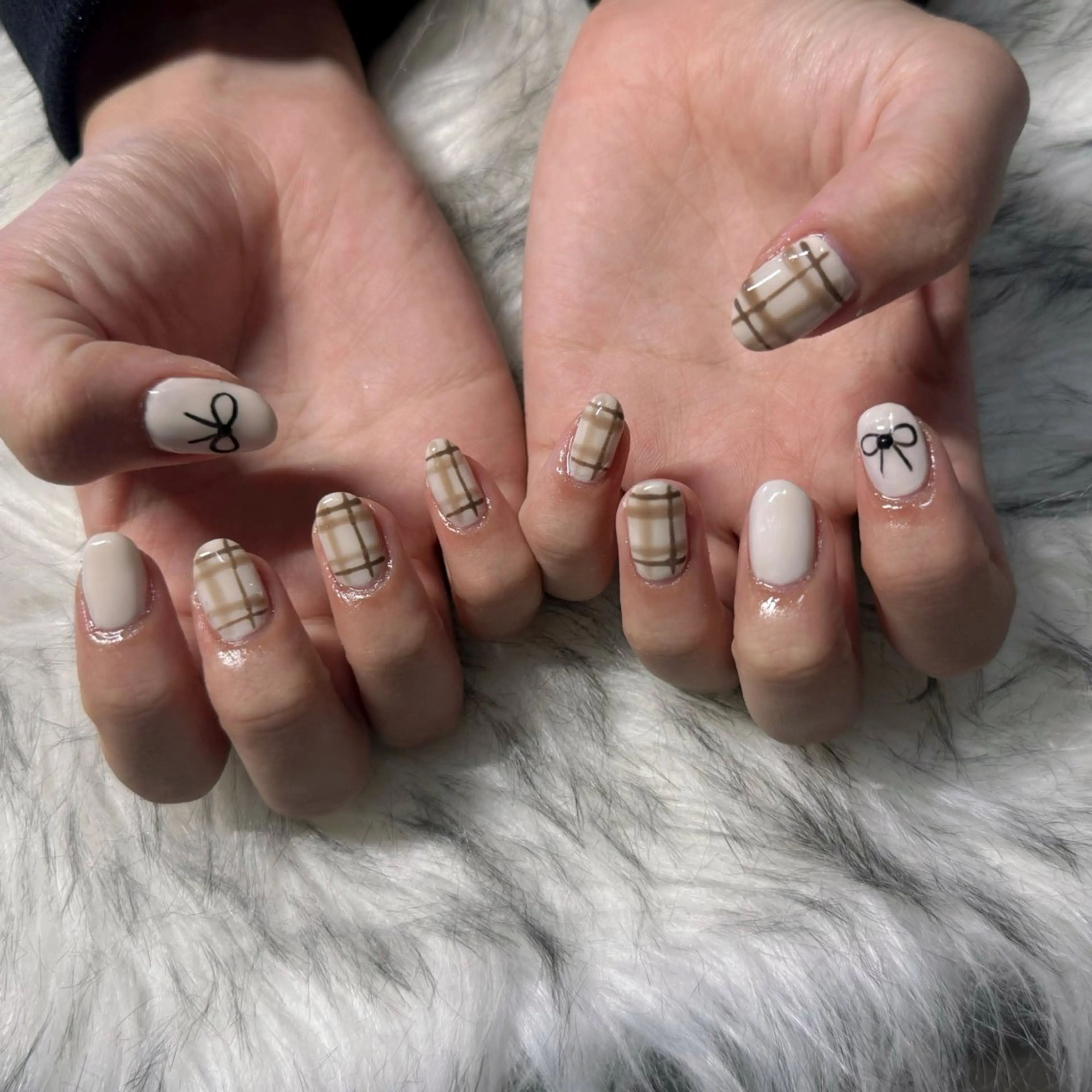 ミディアム ハンドネイル mao .のネイルデザイン