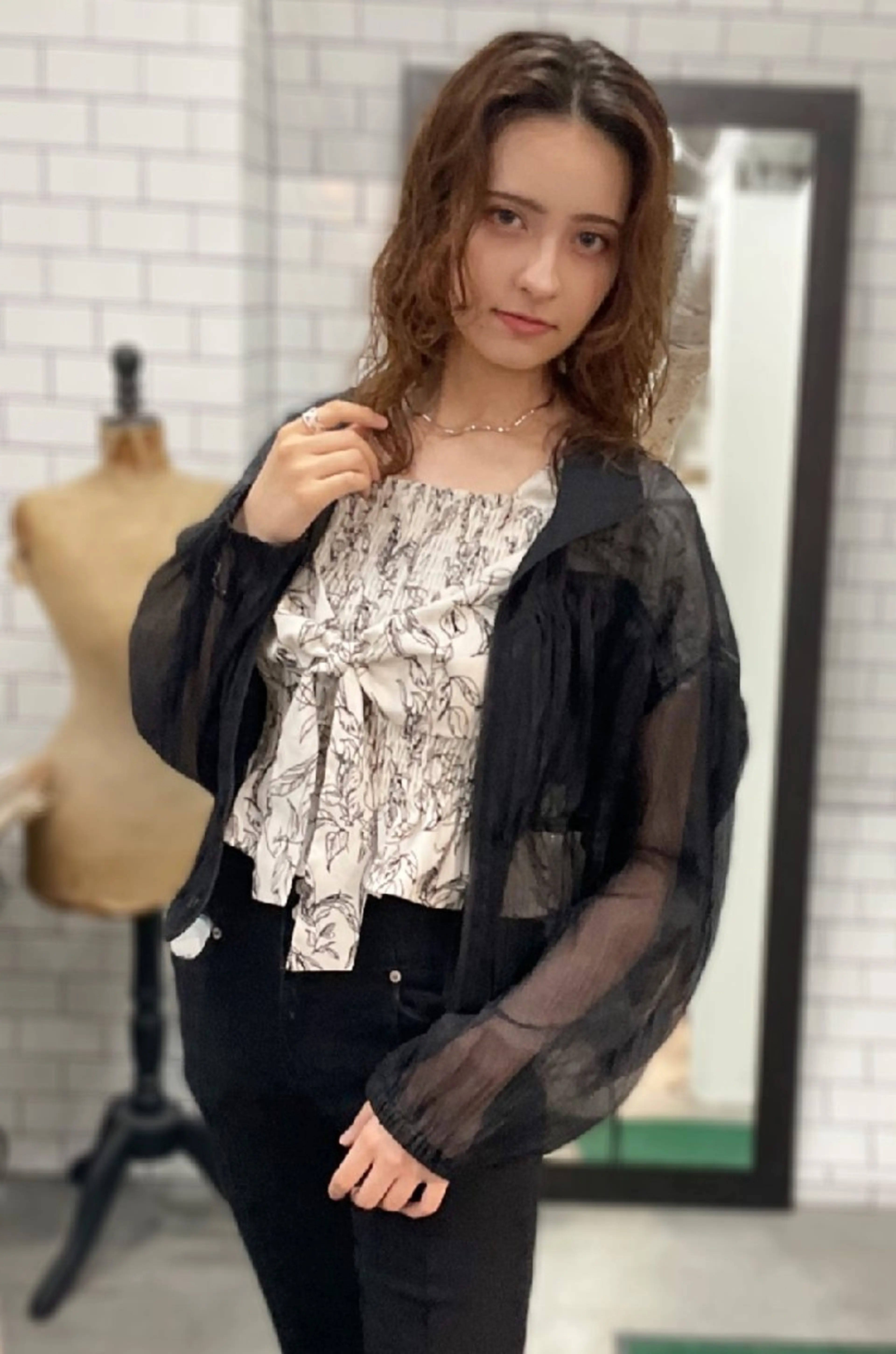 ミディアム パーマ ミディアムパーマ レイヤーカット 紙屋町/legare 🌈山村　麻美のヘアスタイル