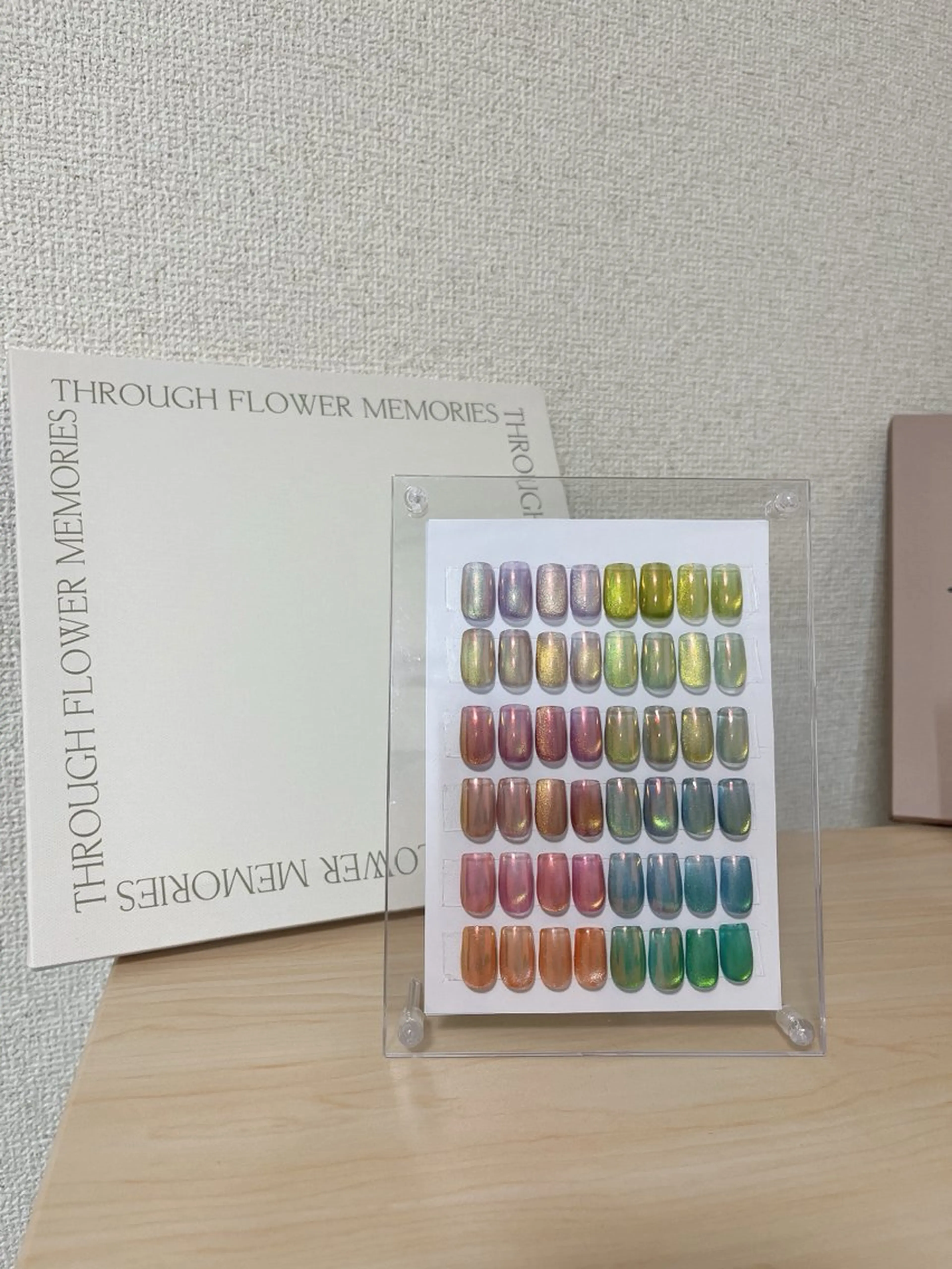 ネイル マグネットネイル eol. 【エオル】のネイルデザイン