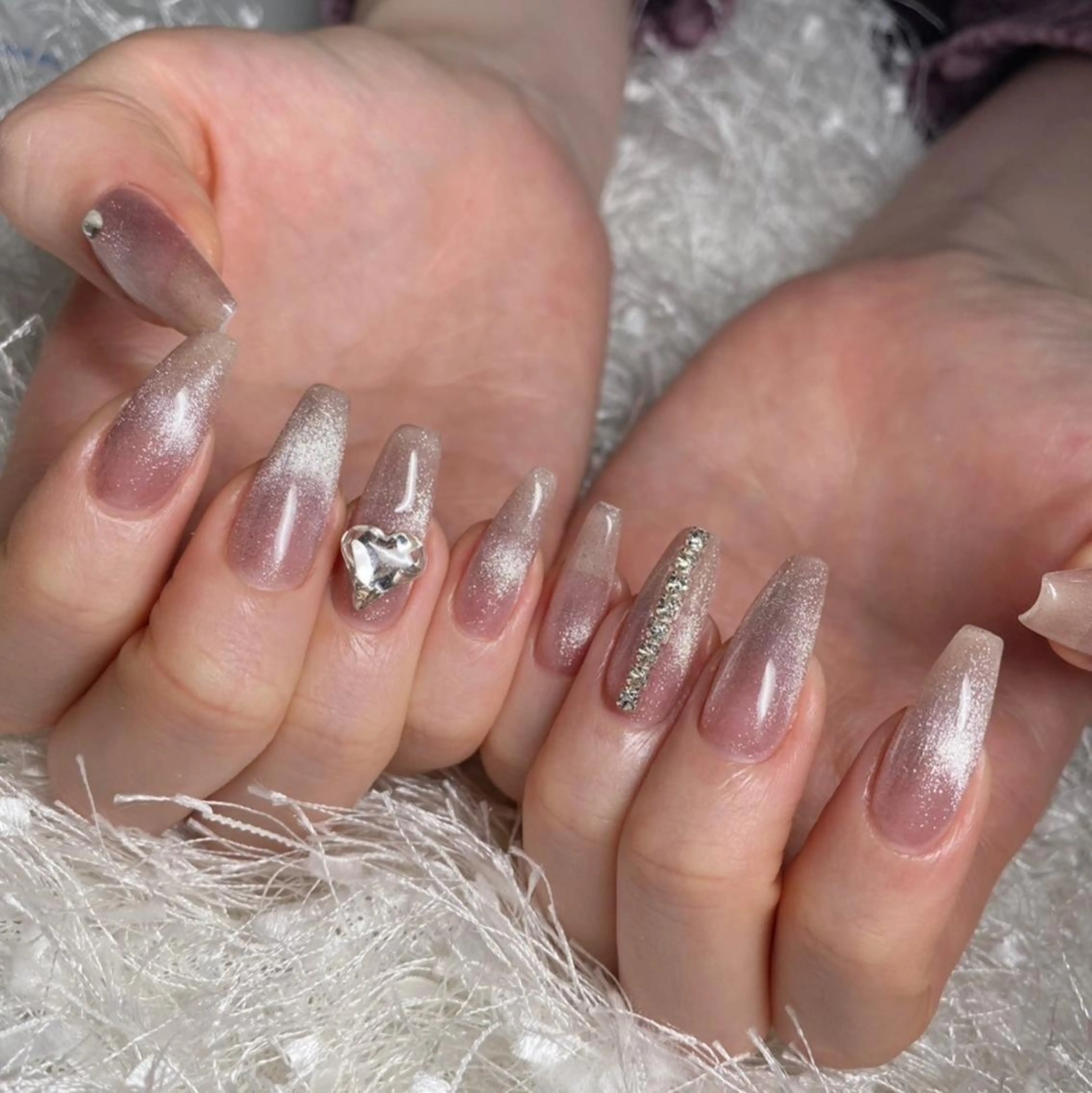 ネイル 長さ出し フレンチネイル ジェルネイル グラデーション 韓国ネイル ハンドネイル Nail&eye Belire 新宿のネイルデザイン