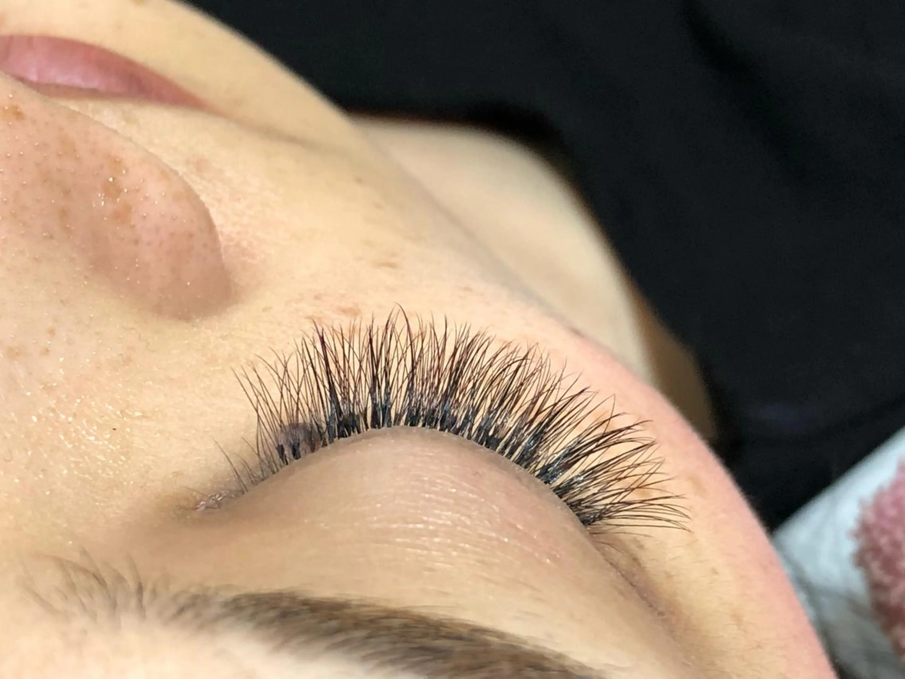 マツエク・マツパ カラーマツエク ボリュームラッシュ マツエク 山本 あさ美のマツエク・マツパデザイン