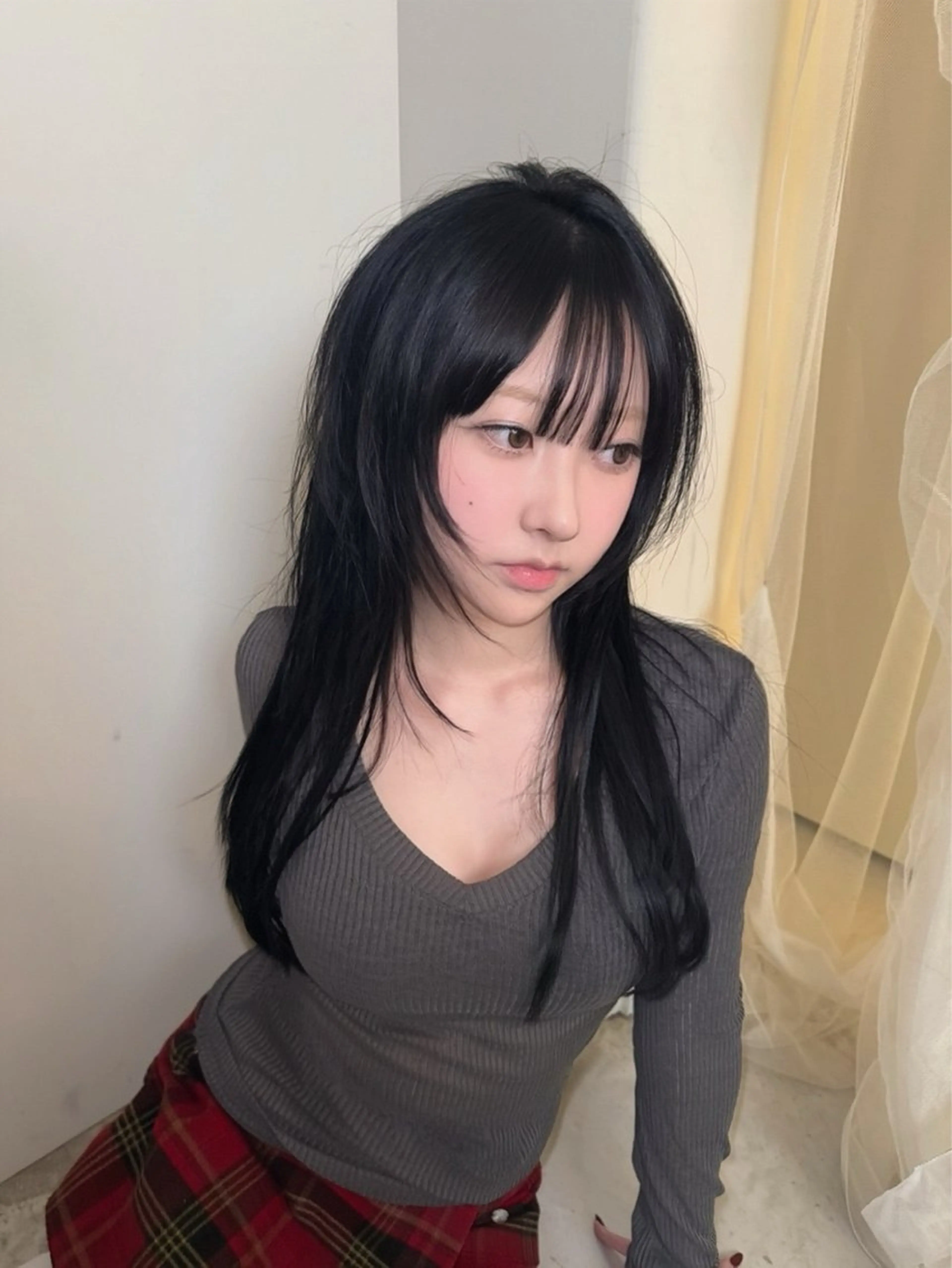 ロング 顔まわりレイヤー 顔周りカット レイヤーカット カット トリートメント ヘッドスパ ヘアセット HARUNA/原宿/ デザイン/ハイトーンのヘアスタイル