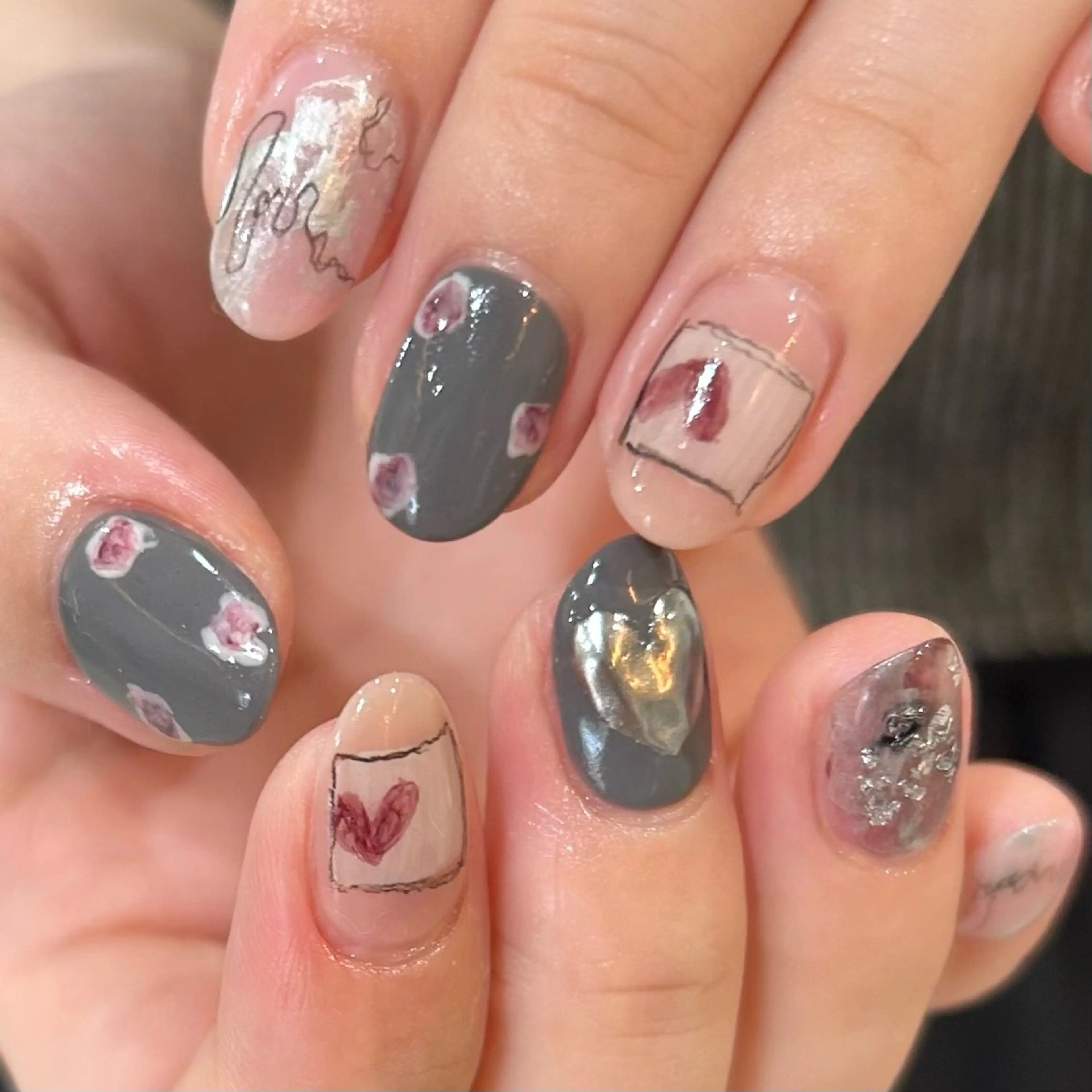 ネイル ミラーネイル ハンドネイル shio ♡ 1〜2月予約受付中のネイルデザイン