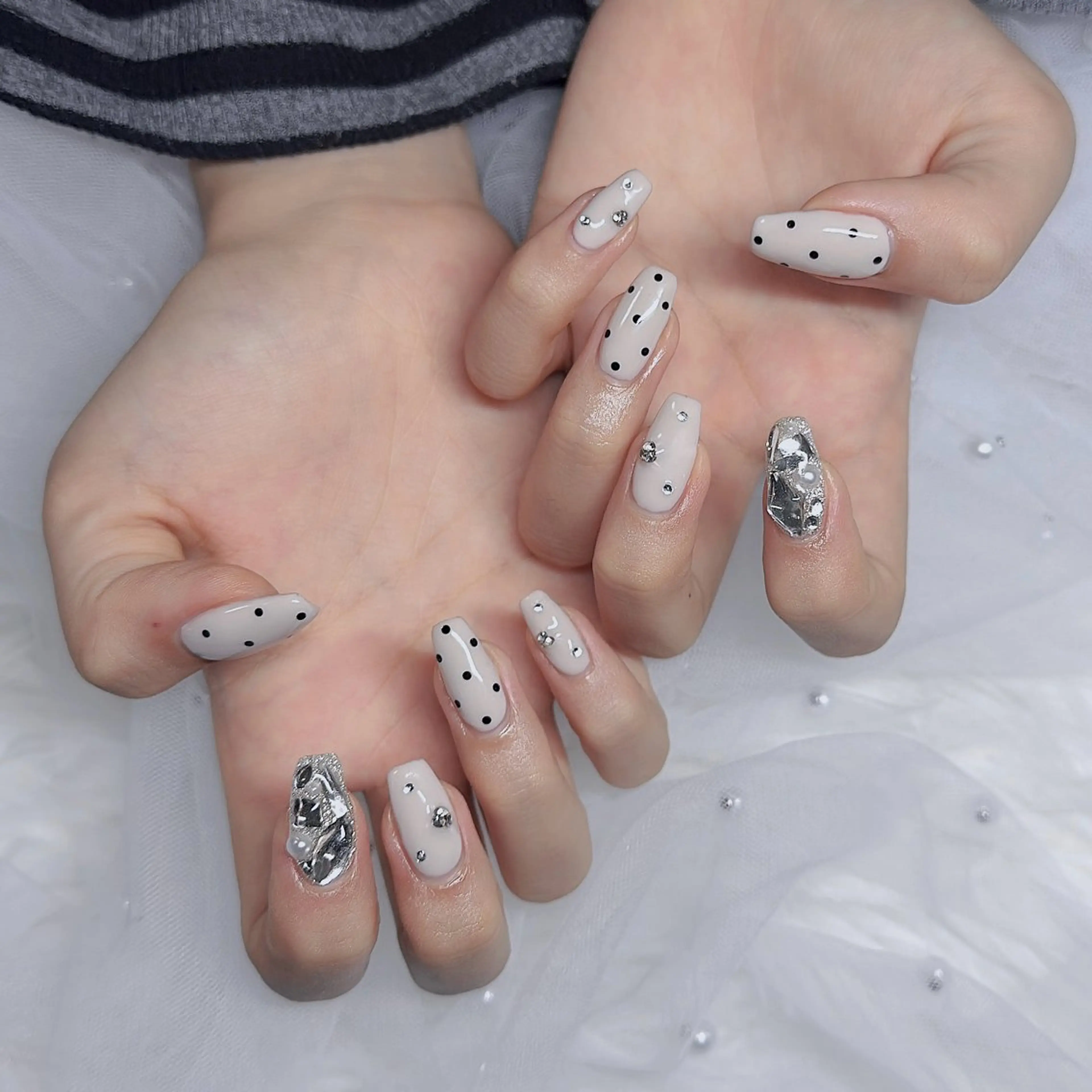 ネイル ハンドネイル Momo🍑 【パラジェル取扱店】のネイルデザイン