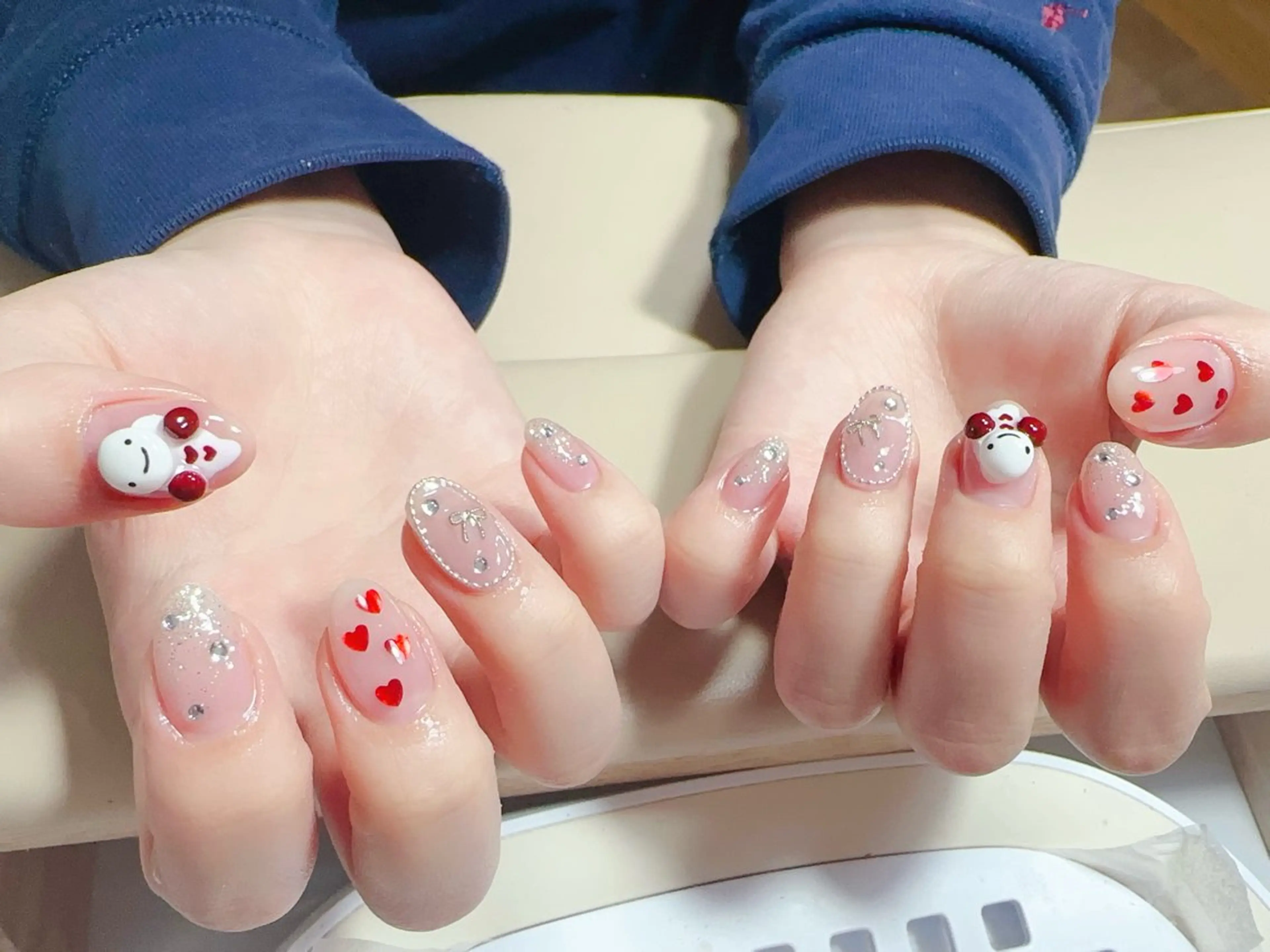 ネイル ハンドネイル NAIL CIRCLESのネイルデザイン