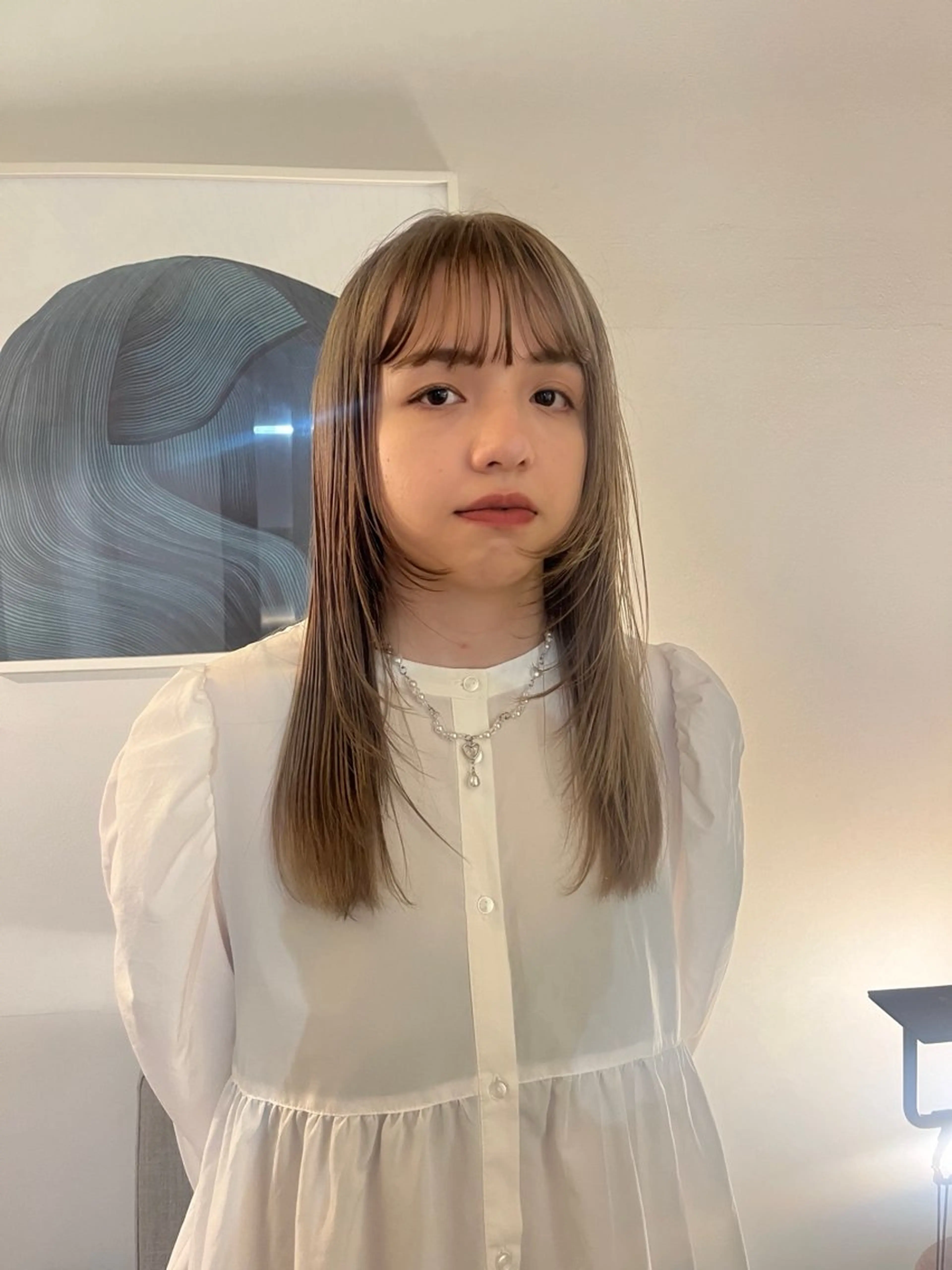 カラー nolla所属・yoshihama sumireのヘアスタイル