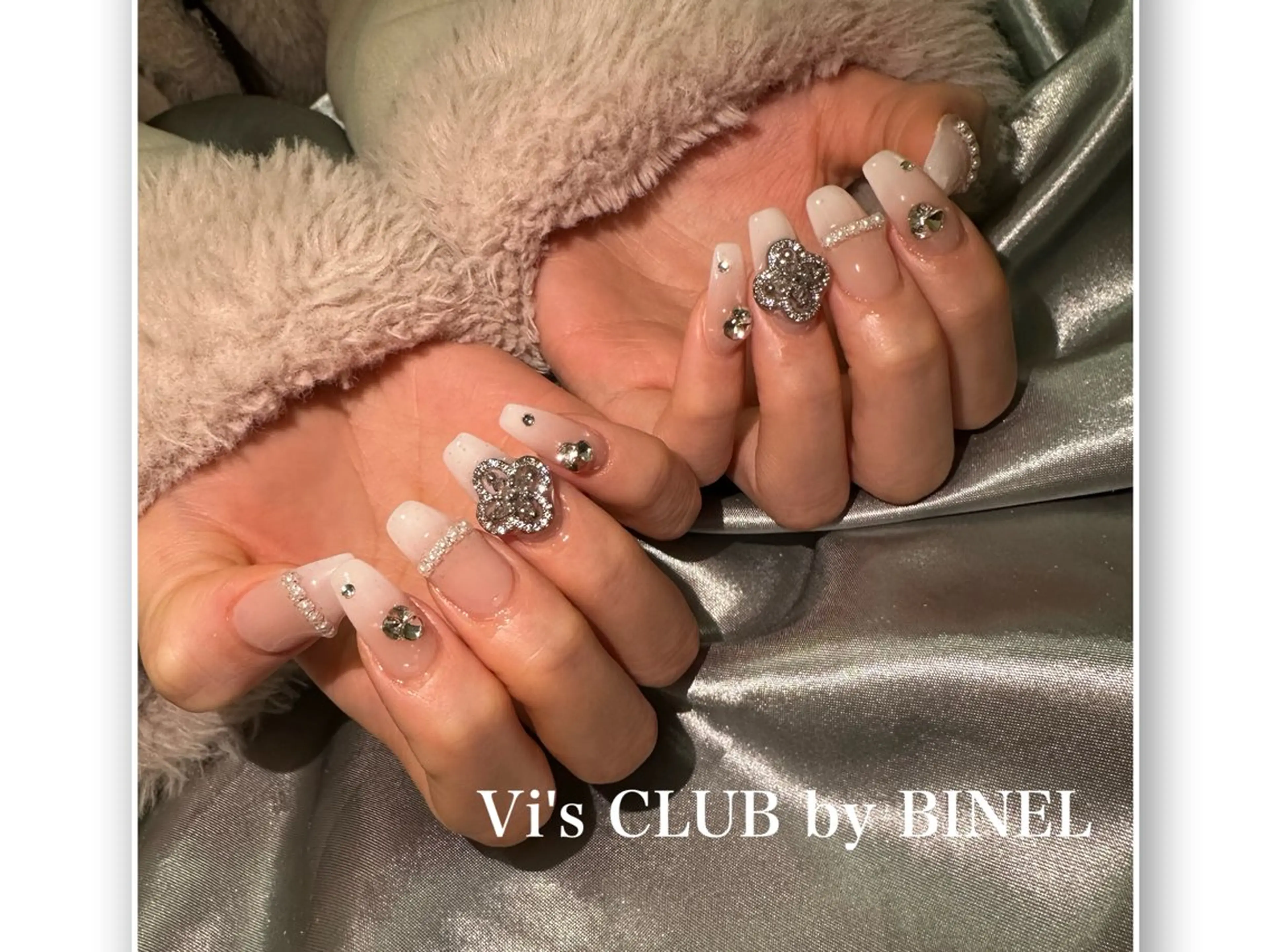 ネイル ハンドネイル BINEL REINAのネイルデザイン