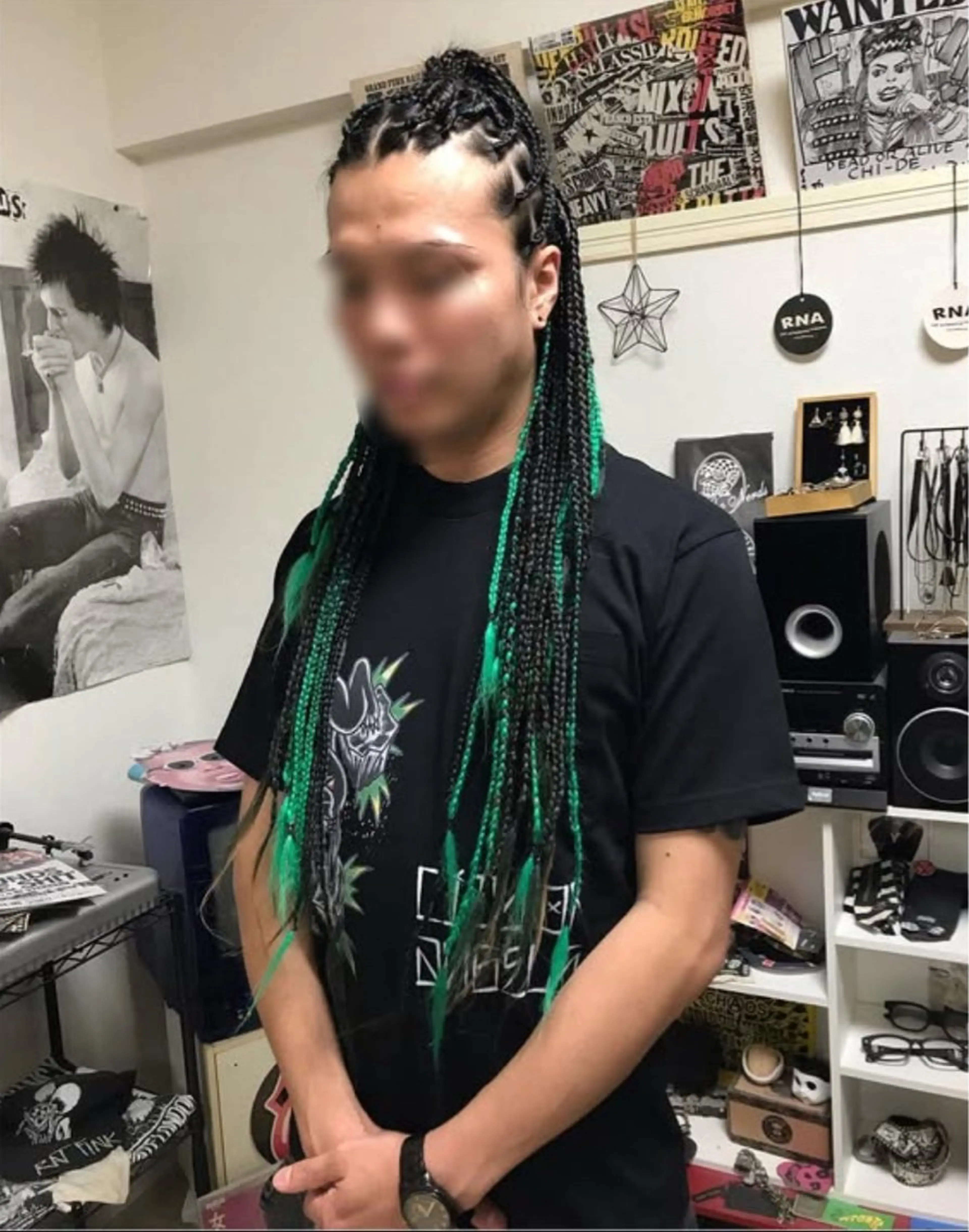 ブレイズエクステ60本（肩​〜​腰まで）の写真