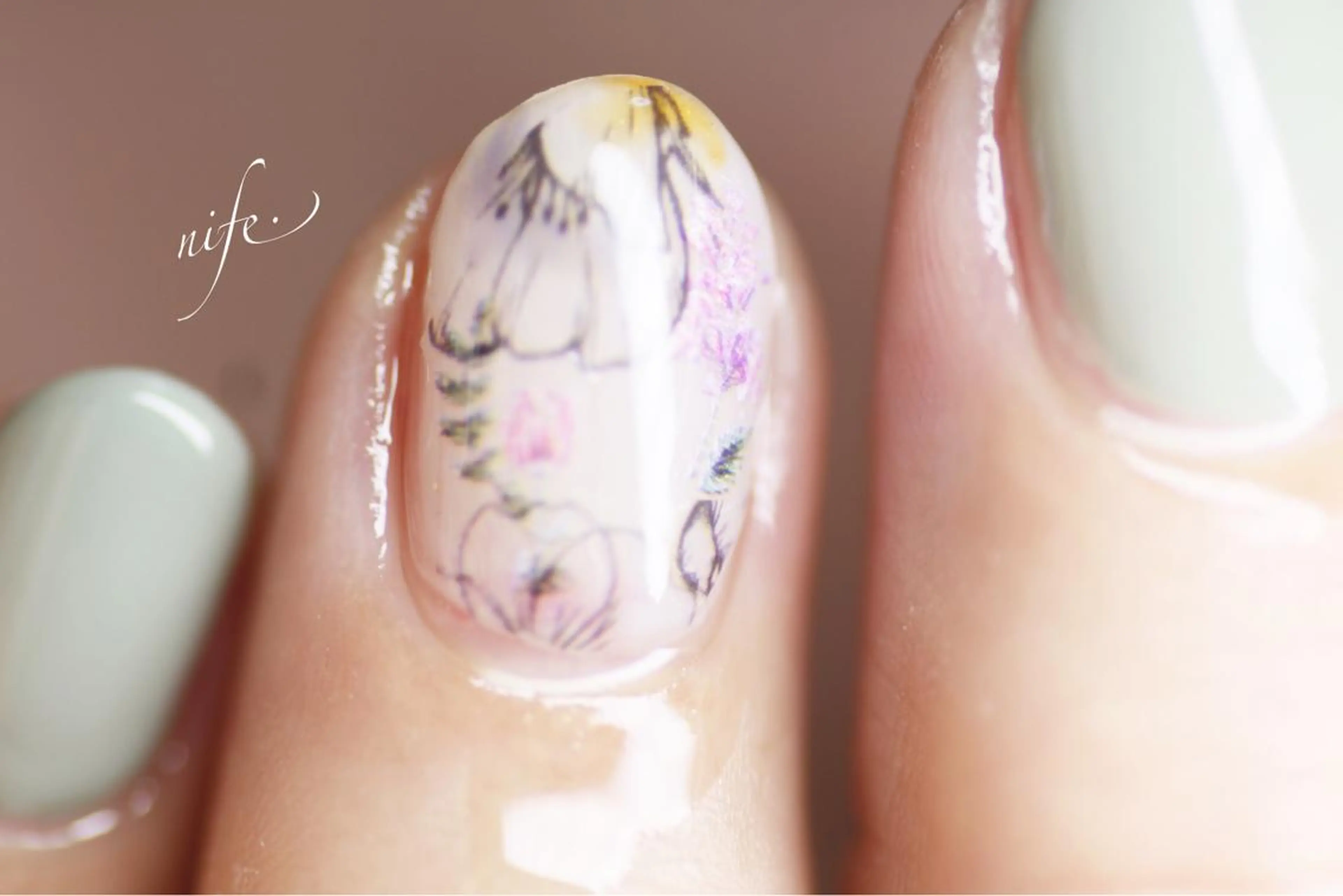 ネイル アートネイル フラワーネイル ワンカラーネイル 春ネイル atelier nife.のネイルデザイン