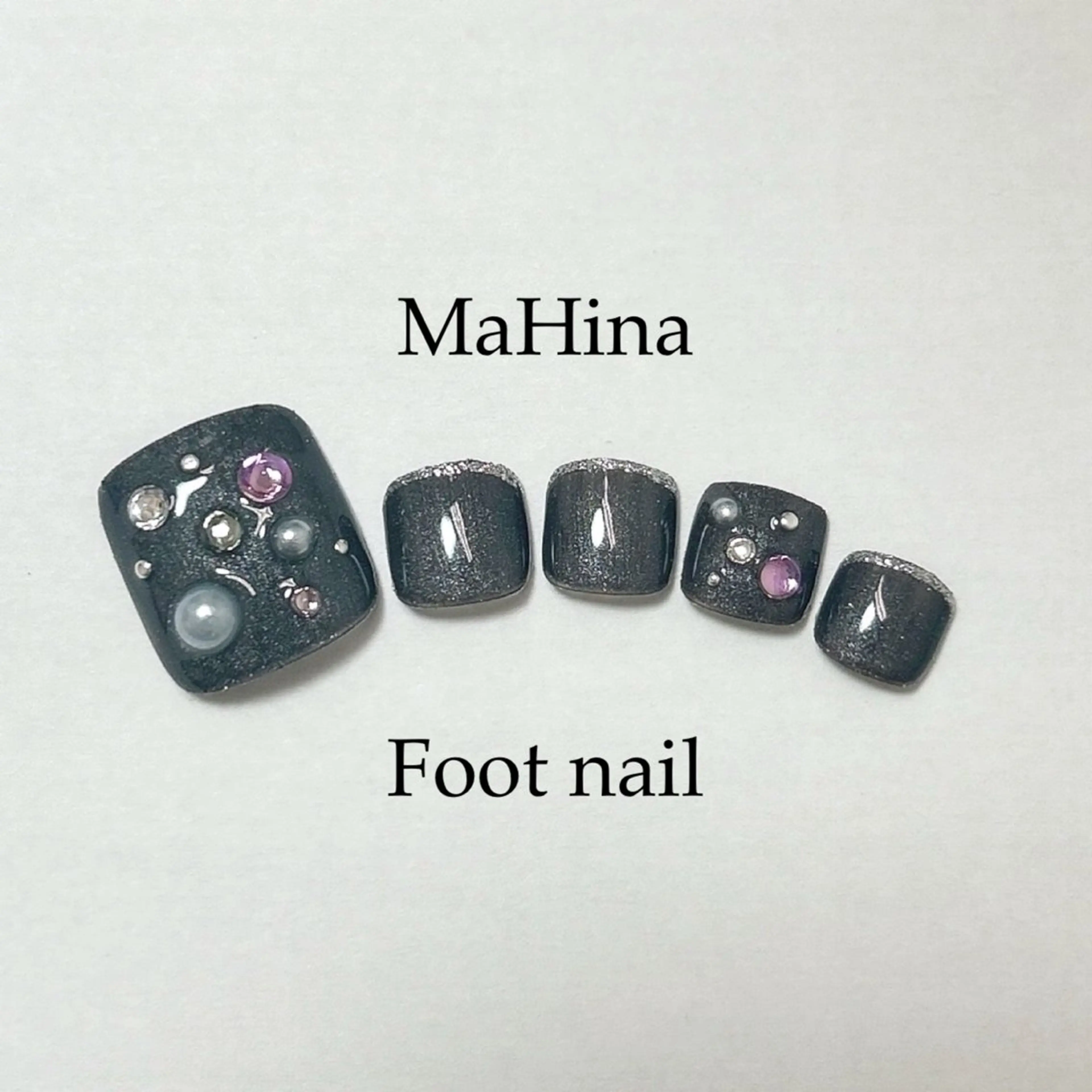 ネイル アートネイル フットネイル ジェルネイル キラキラネイル ワンカラーネイル フットネイル Healing Salon...MaHina(マヒナ)所属・MaHina🌙 salonのネイルデザイン