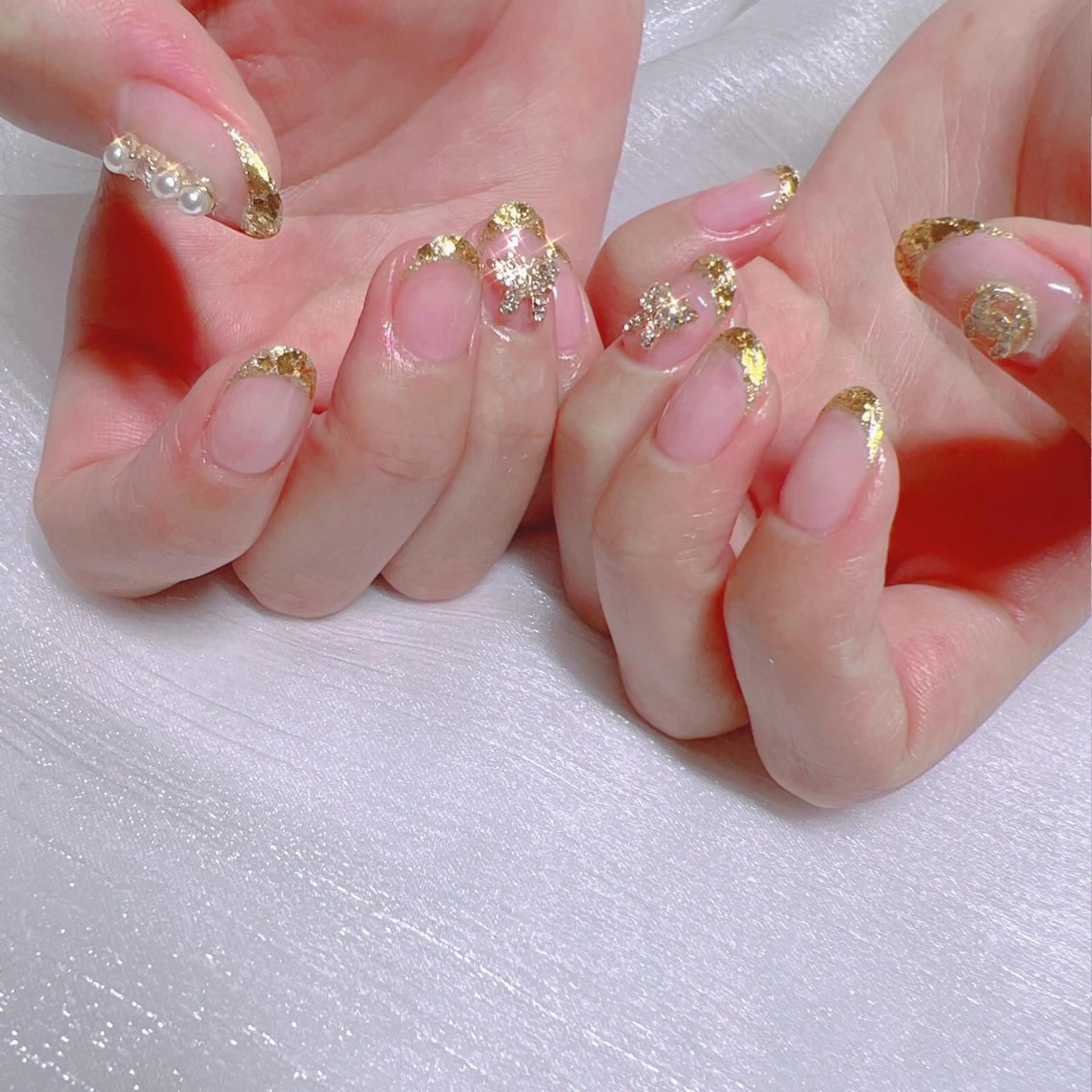 ネイル オーロラネイル フットネイル フレンチネイル ジェルネイル 韓国ネイル ハンドネイル ハンドケア 【ENサロン】 Rei🎀Nailのネイルデザイン