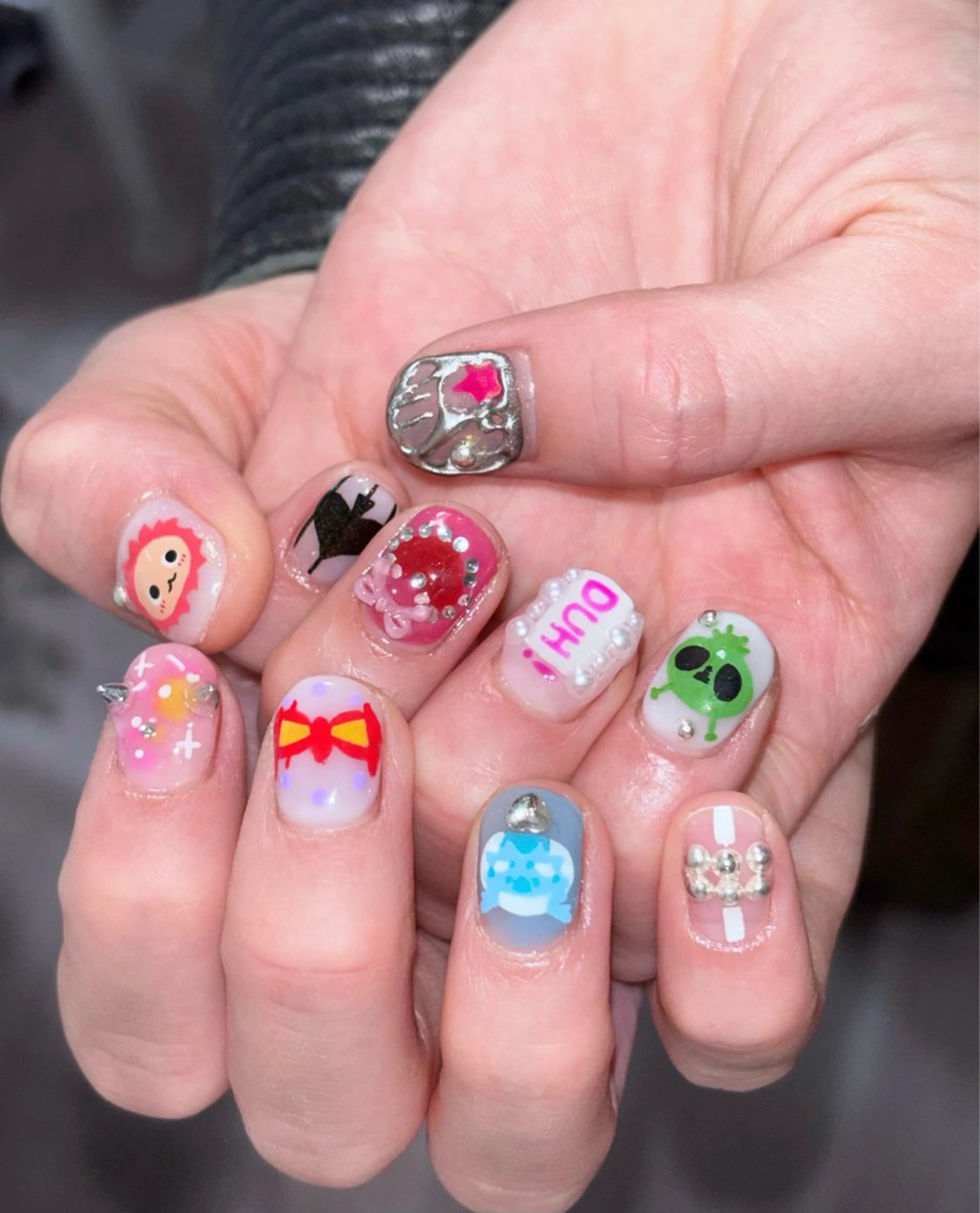 ネイル 韓国ネイル 銀河屋の猫所属・銀河屋 の猫のネイルデザイン