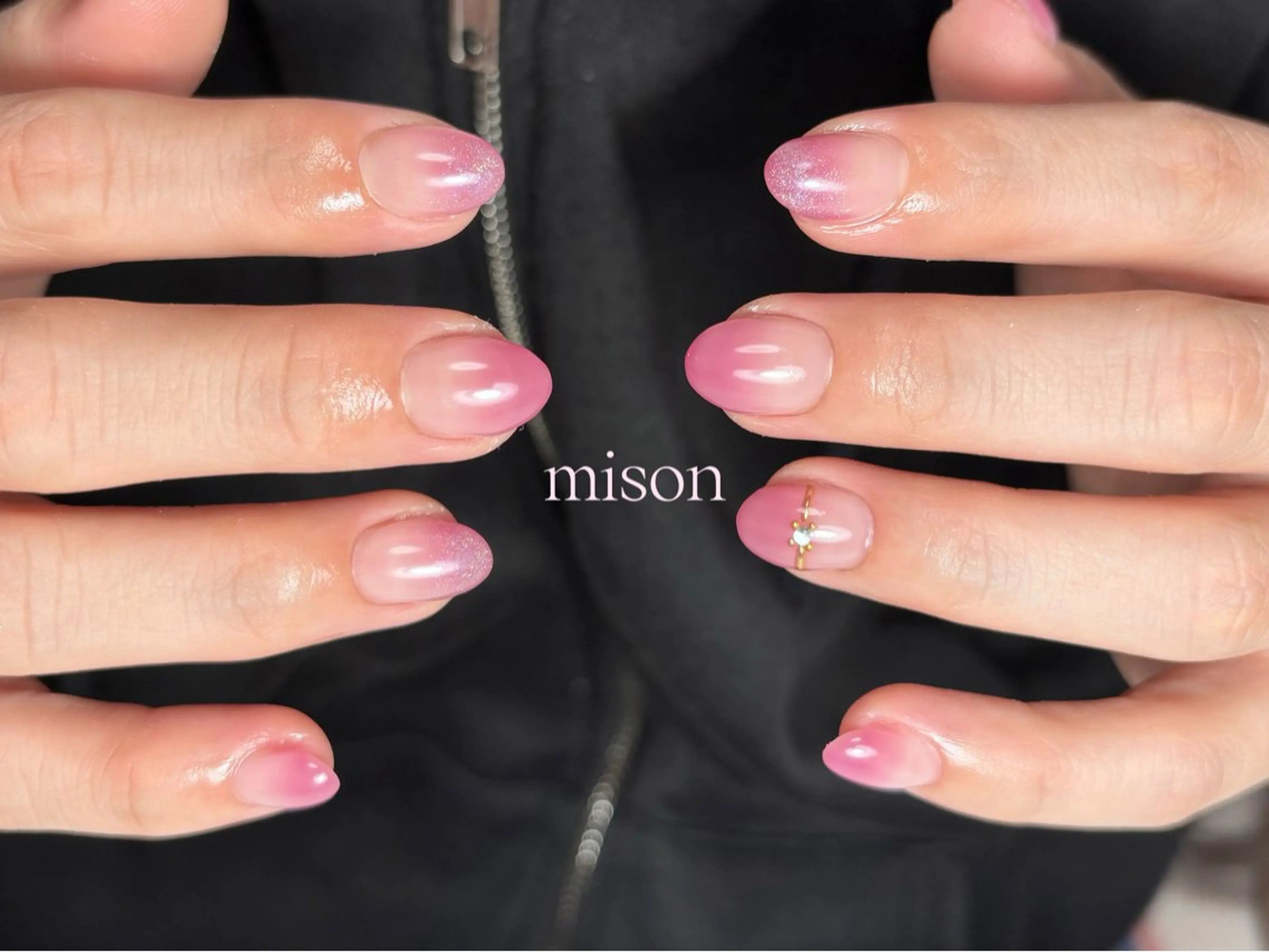 ネイル 持ち込み mison所属・mison 安形友花のネイルデザイン