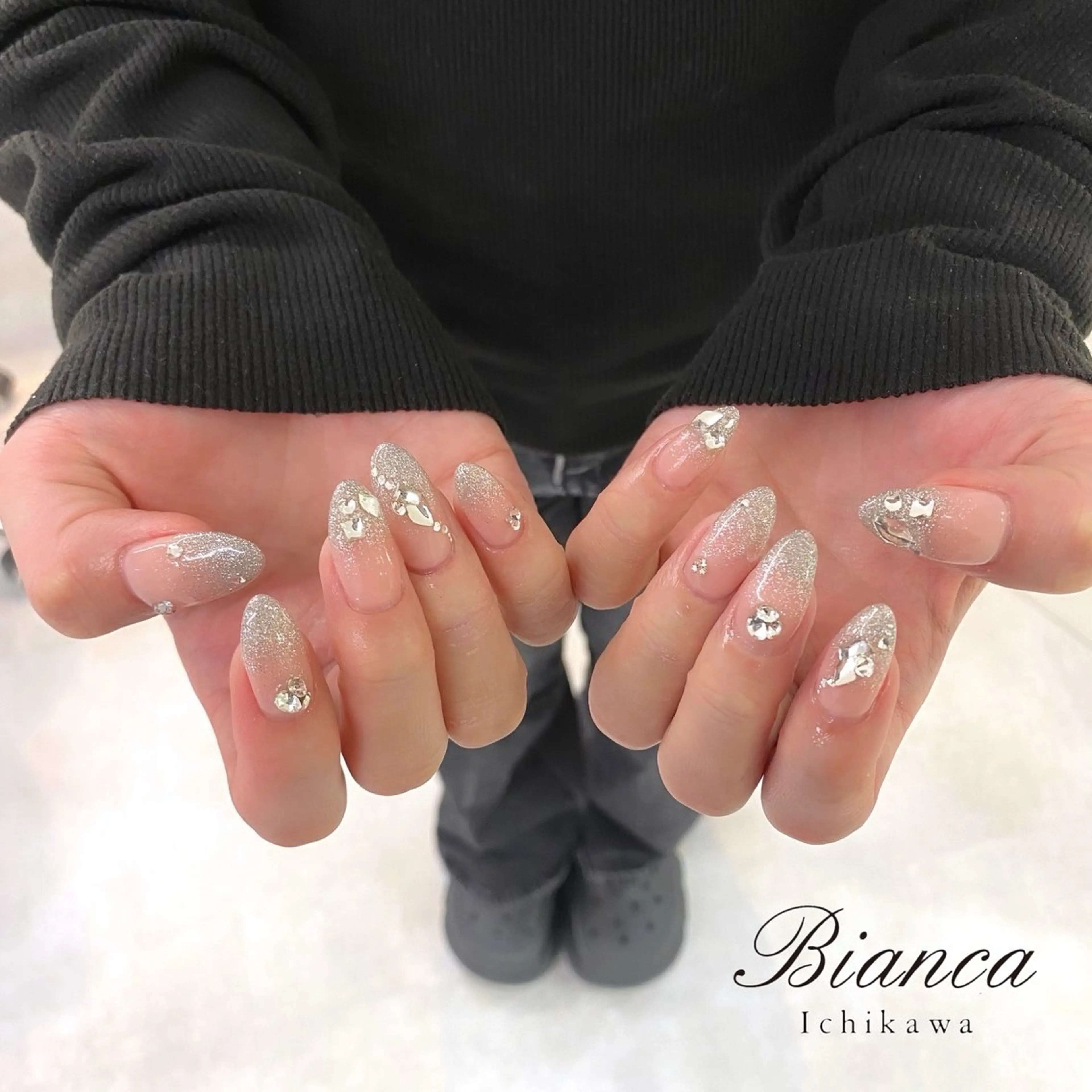 ネイル ハンドネイル Bianca 石井🎀のネイルデザイン