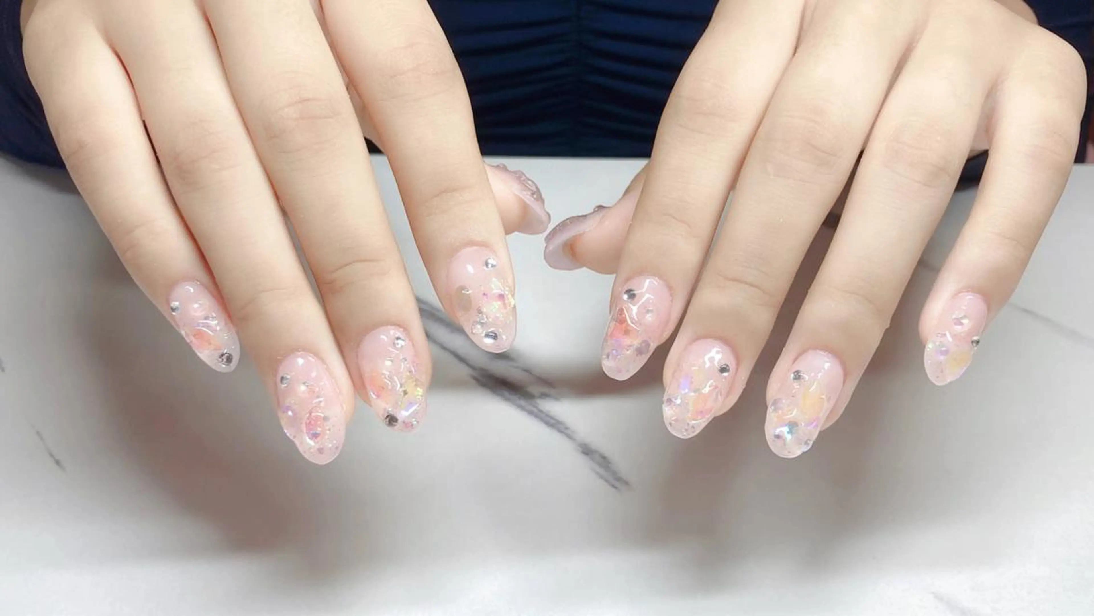 ネイル ewt miniのマツエク・マツパデザイン