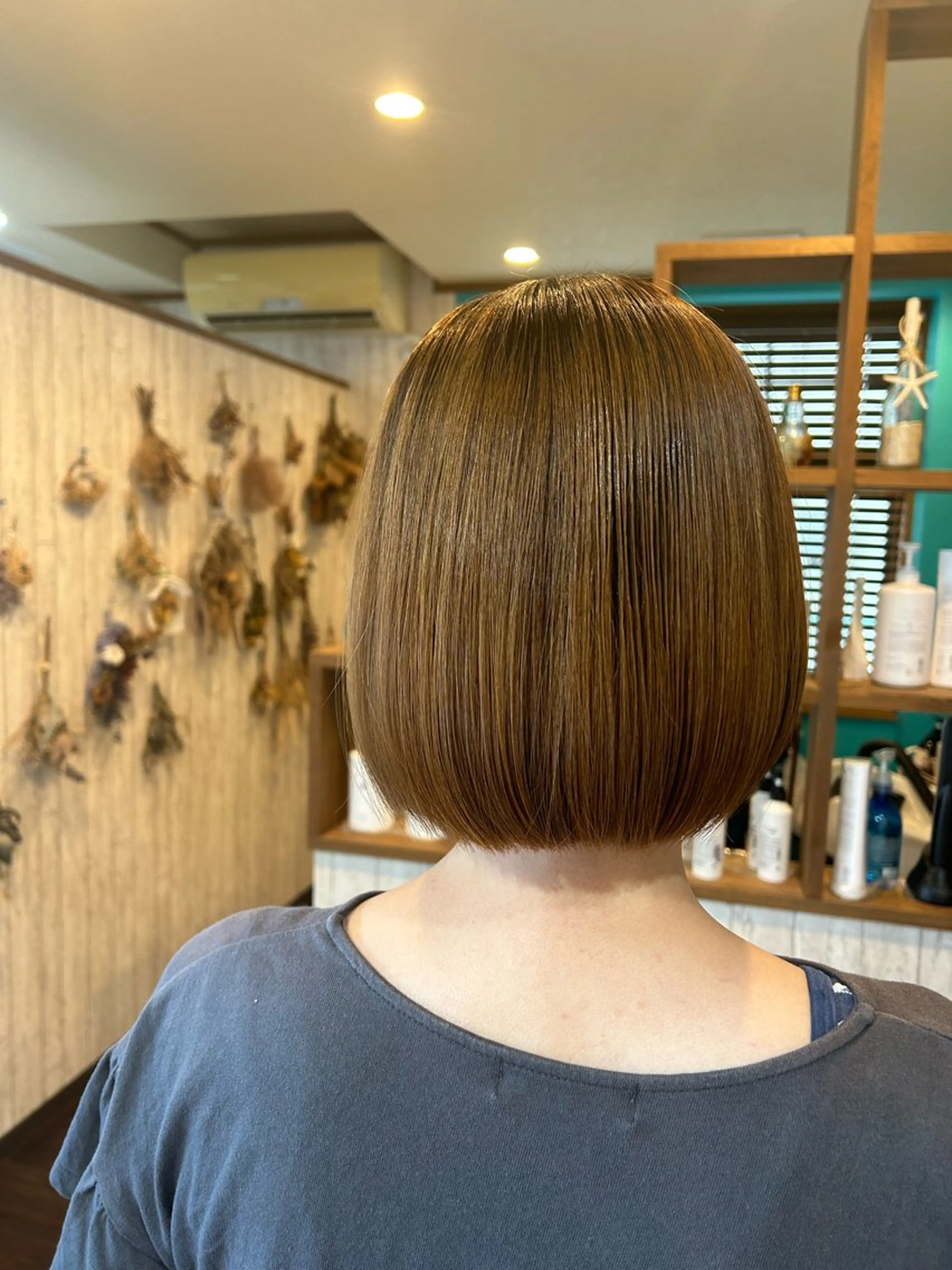 ショート 早坂 さくらのヘアスタイル