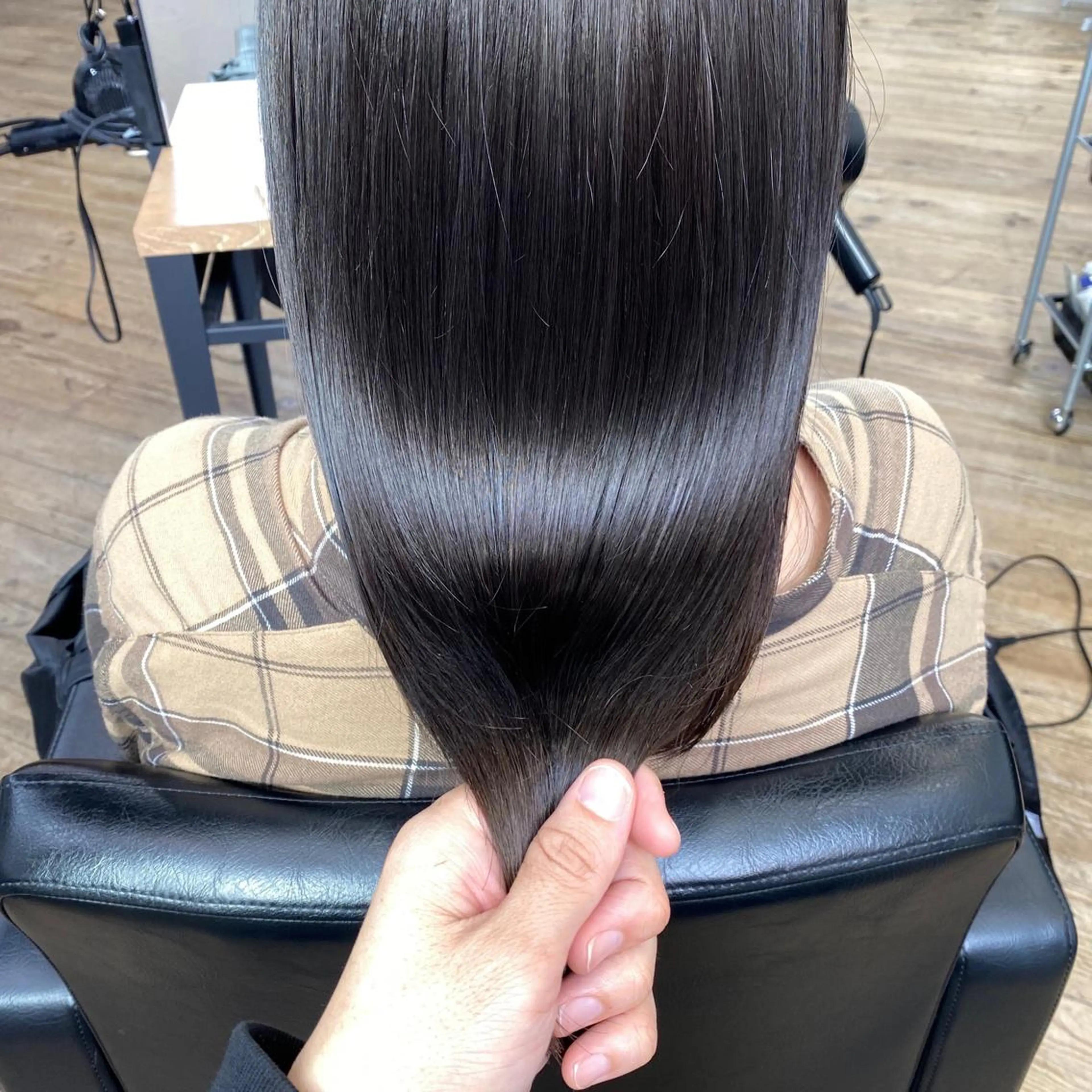 ロング トリートメント ブリーチダブルカラー 【koide】のヘアスタイル