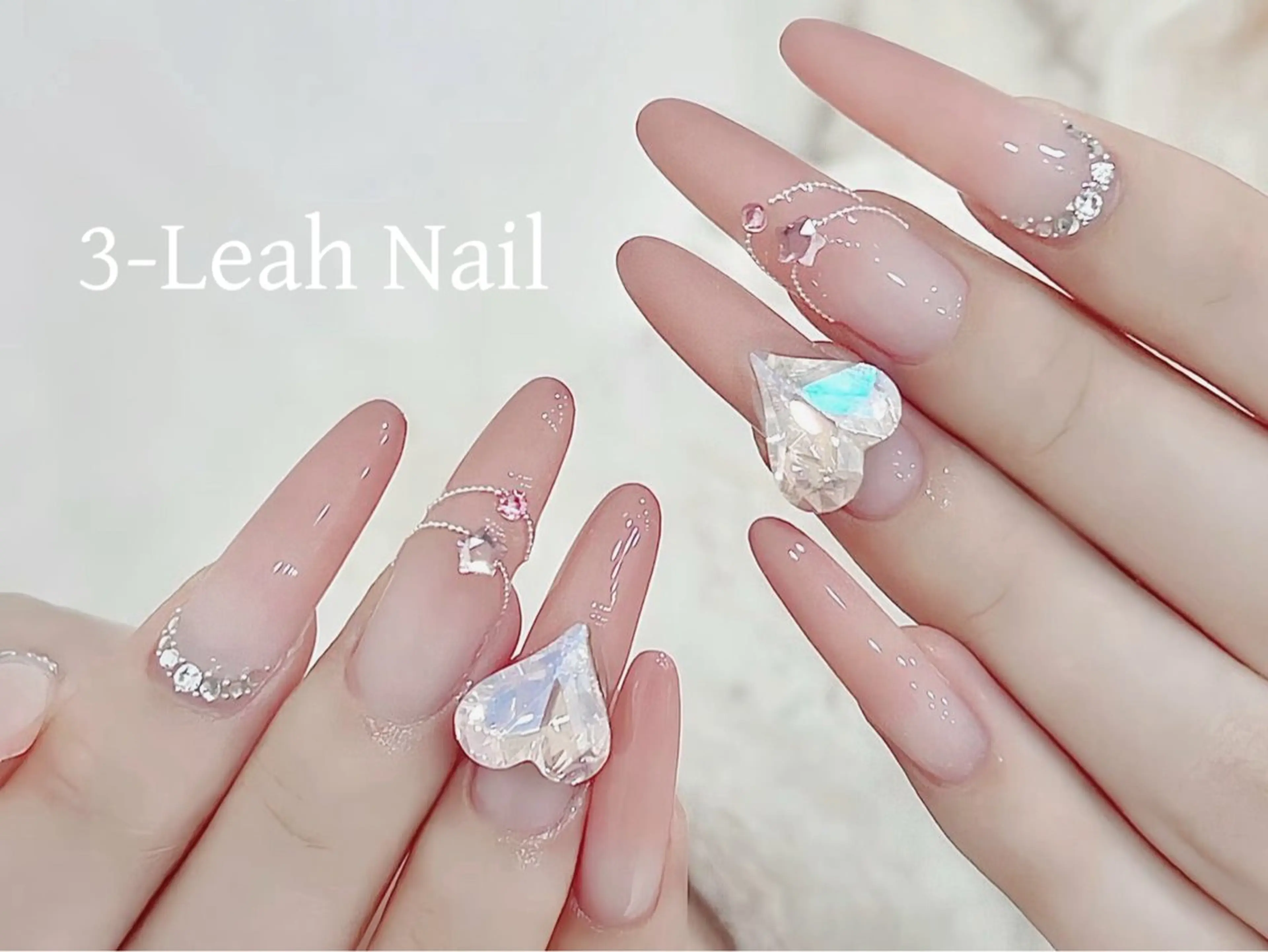 ロング ハンドネイル み ゆのネイルデザイン