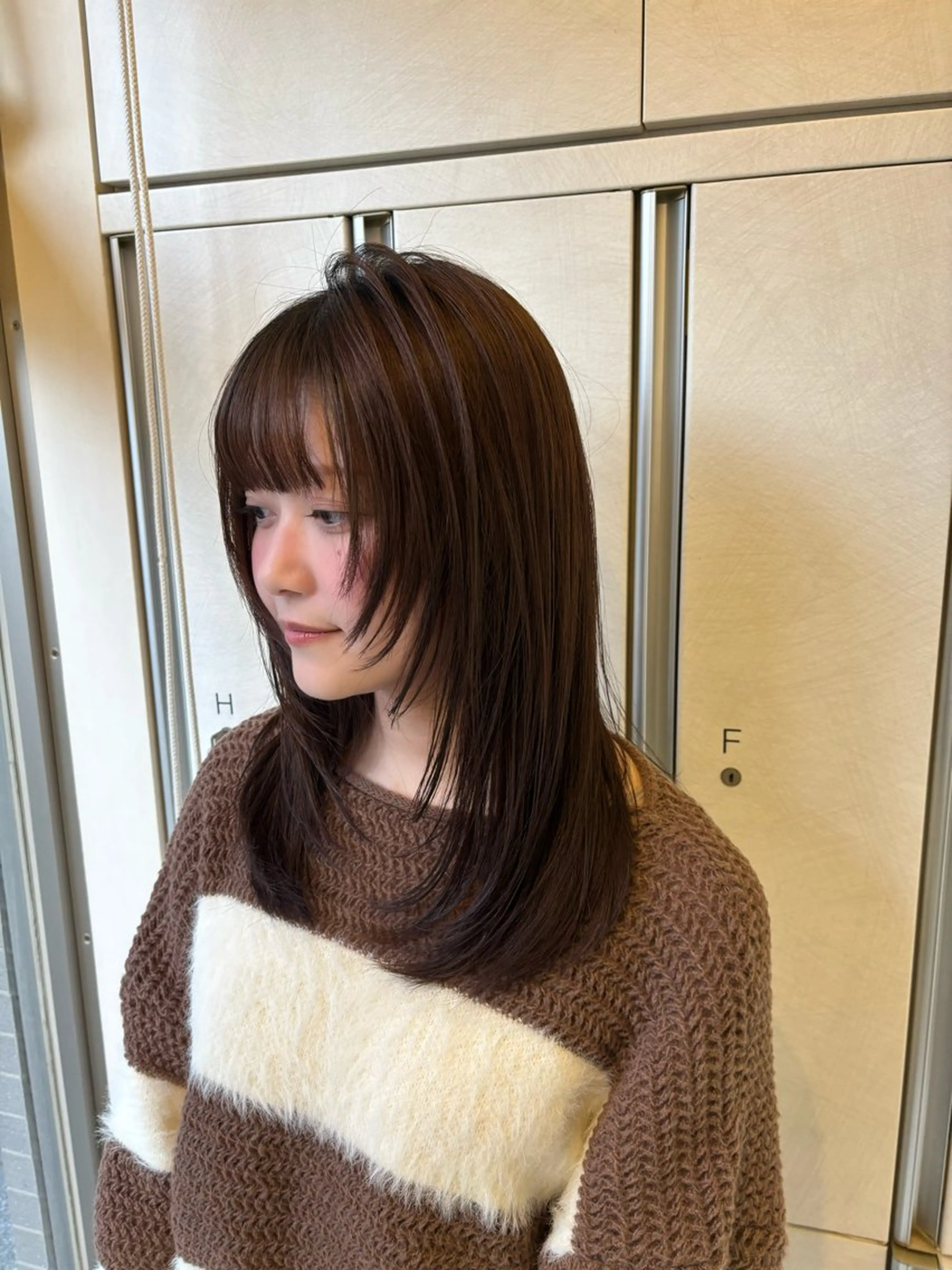 ミディアム Iris by artina 武蔵小杉店【イリス バイ アルティナ】所属・レイヤーカット/ボブ /nene🍥⋆*のヘアスタイル