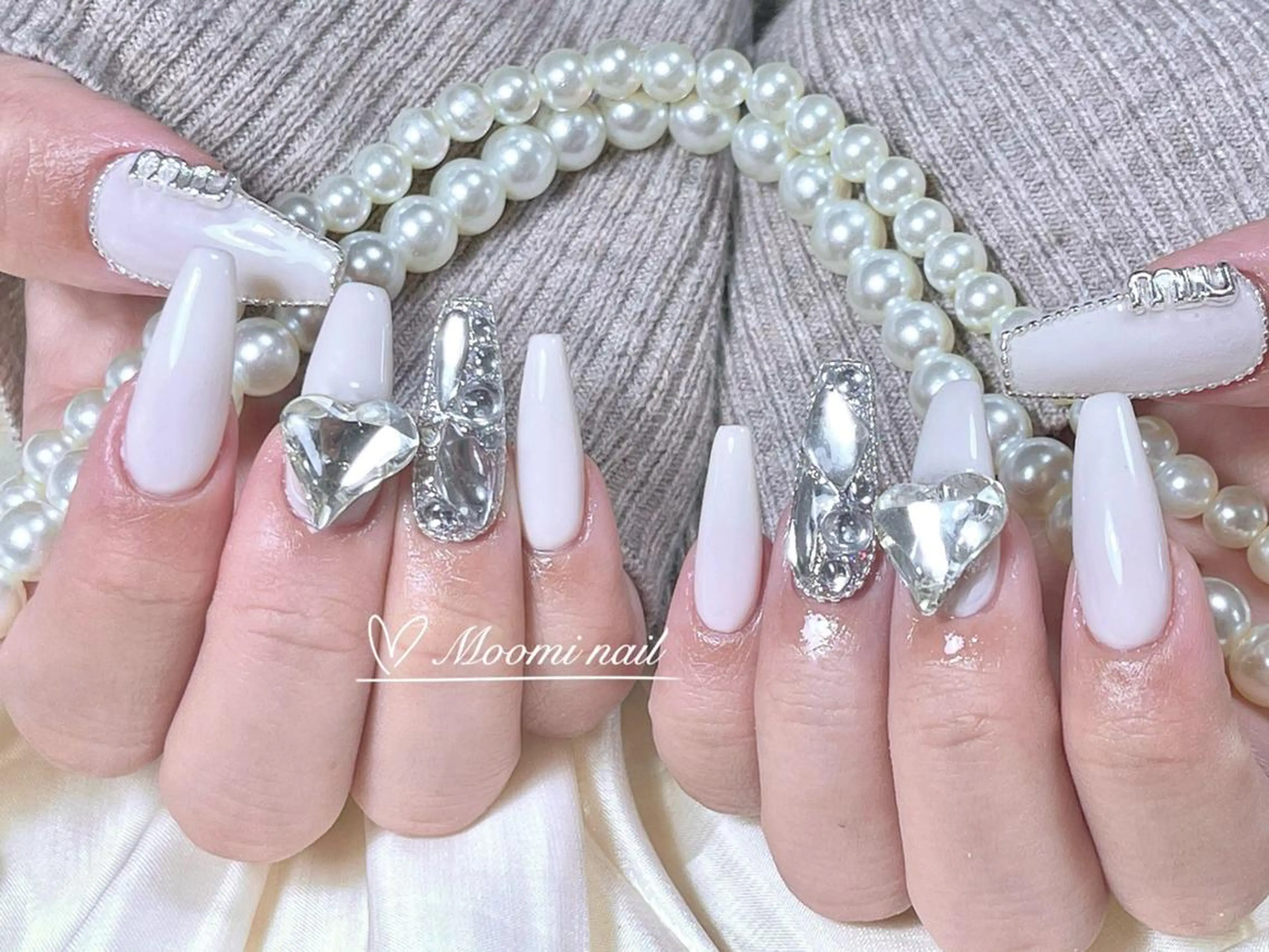 ネイル 成人式 長さ出し フットネイル フレンチネイル ジェルネイル moomi nail スカルプ専門のネイルデザイン