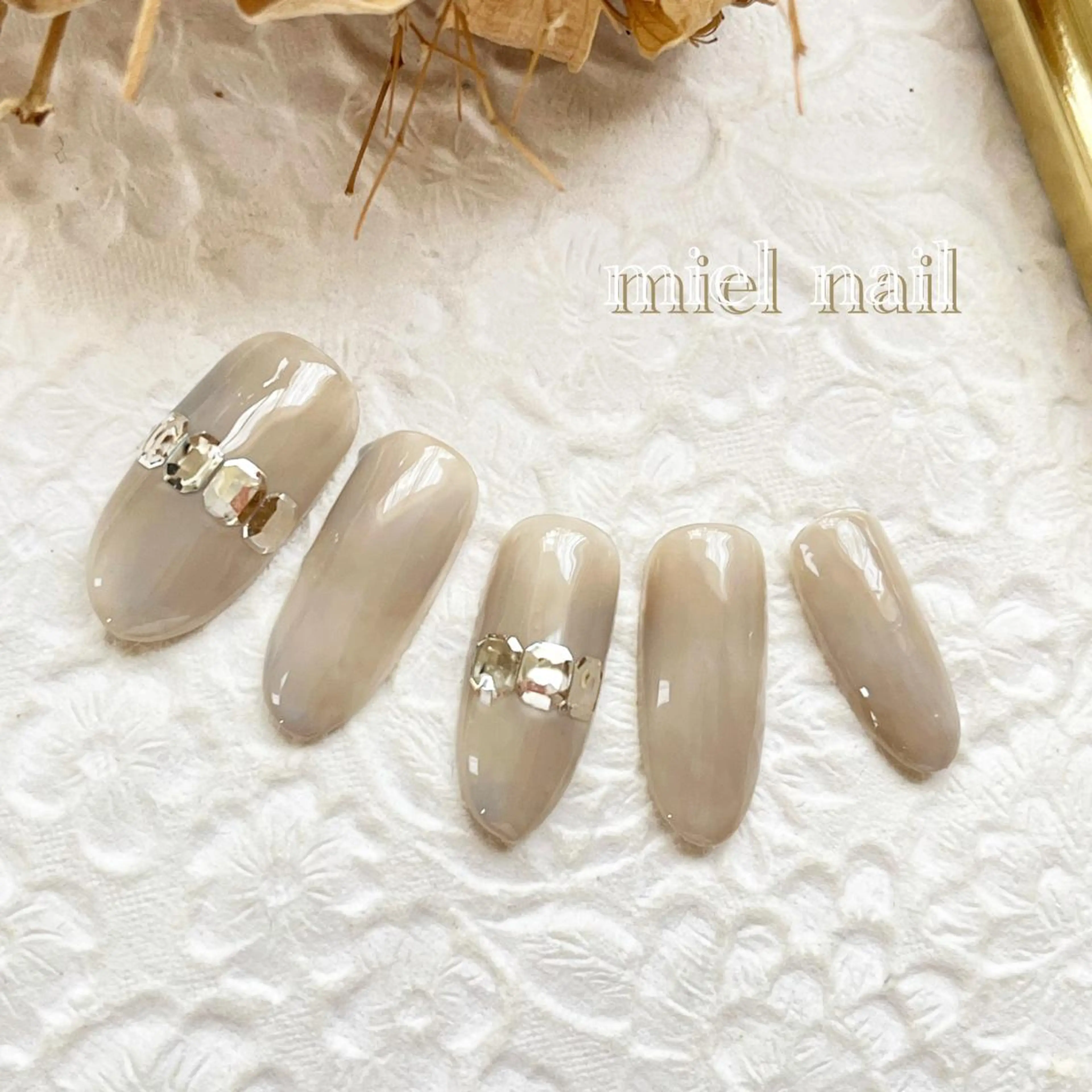 ネイル キラキラネイル 大理石ネイル(マーブル) オフィスネイル シンプルネイル 夏ネイル ハンドネイル miel nailのネイルデザイン