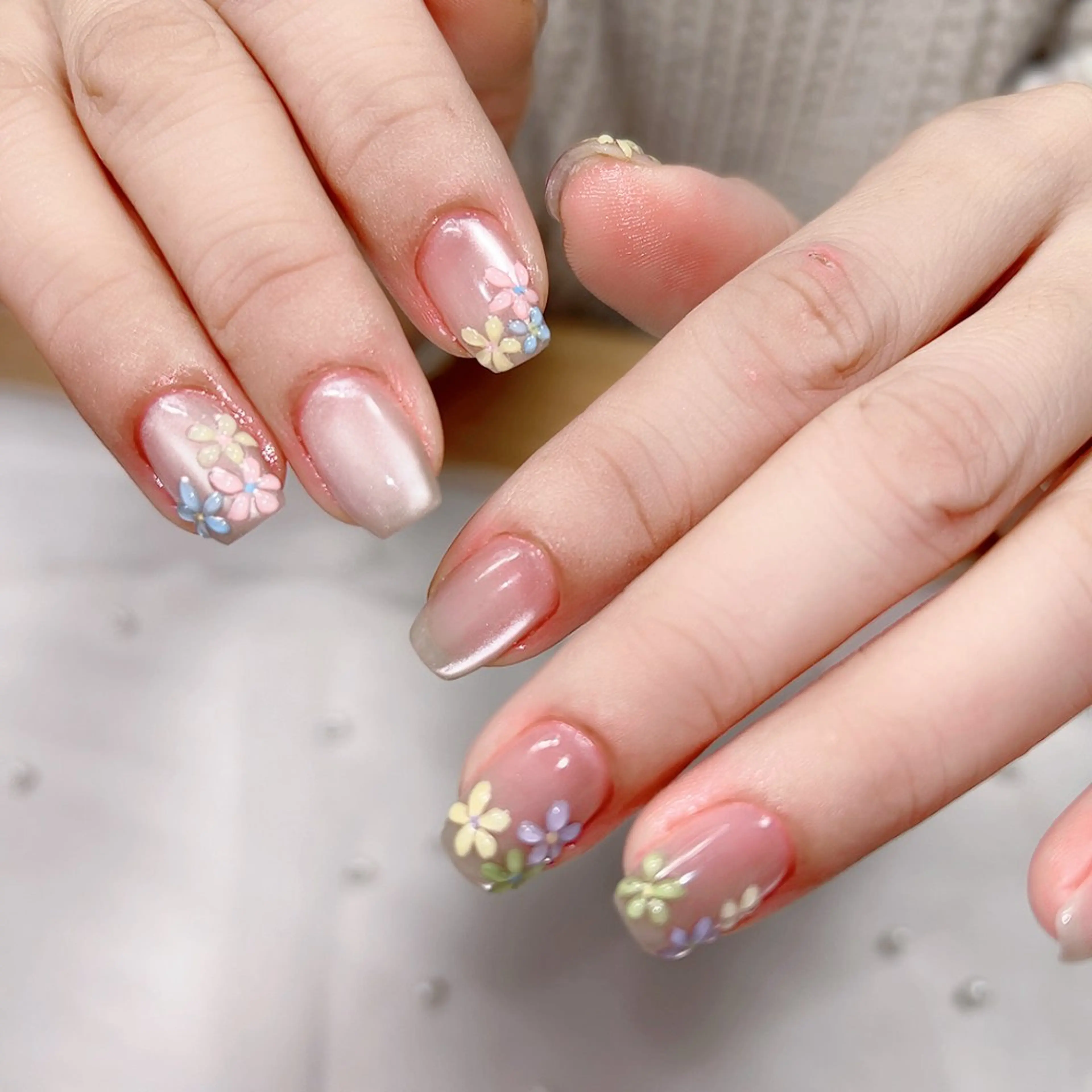 ネイル マグネットネイル マグネットワンカラー ワンカラーネイル ぷっくりネイル 春ネイル Cute Tips nailのネイルデザイン