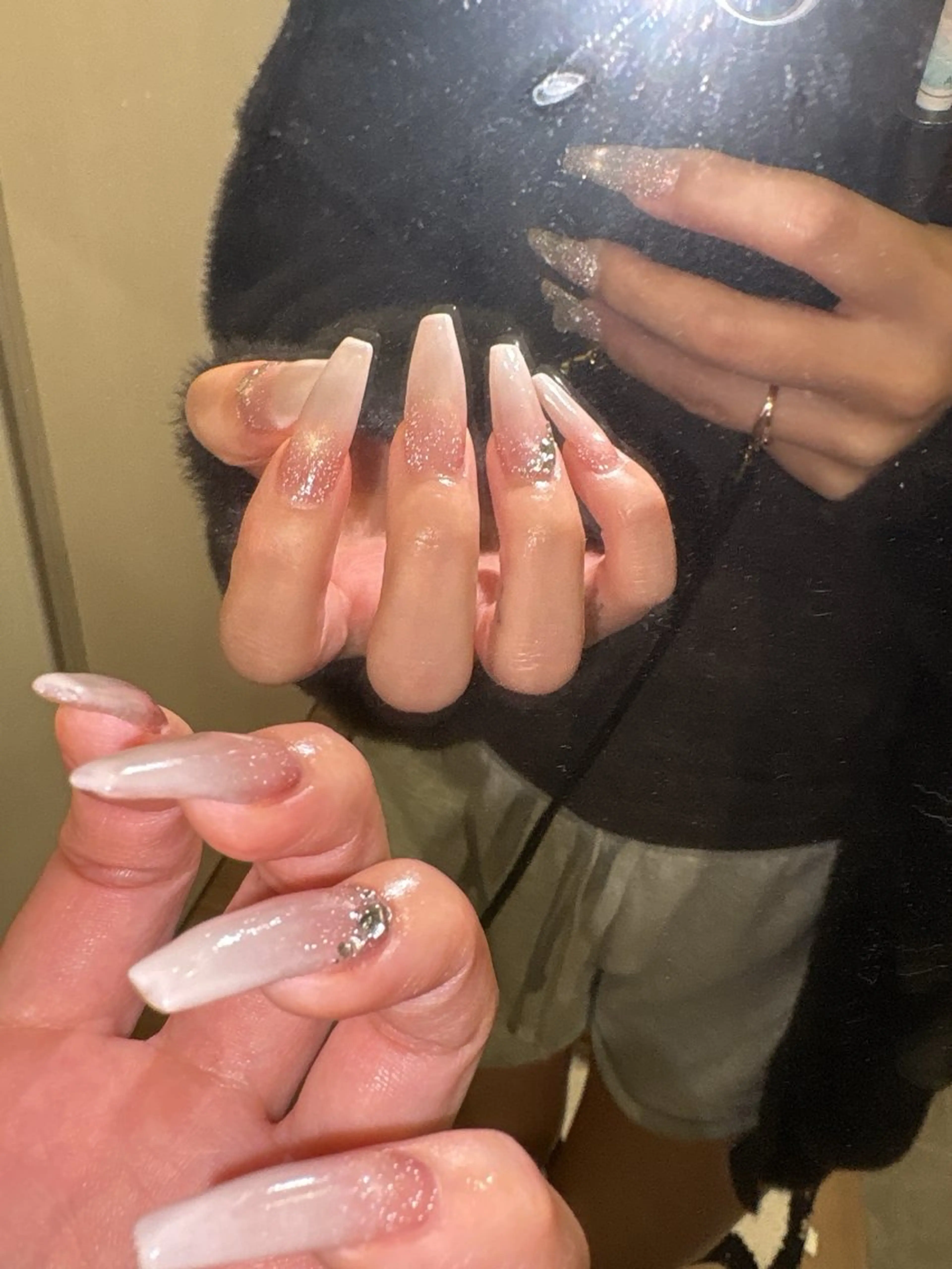 ネイル グラデーション ハンドネイル tote. sumileのネイルデザイン