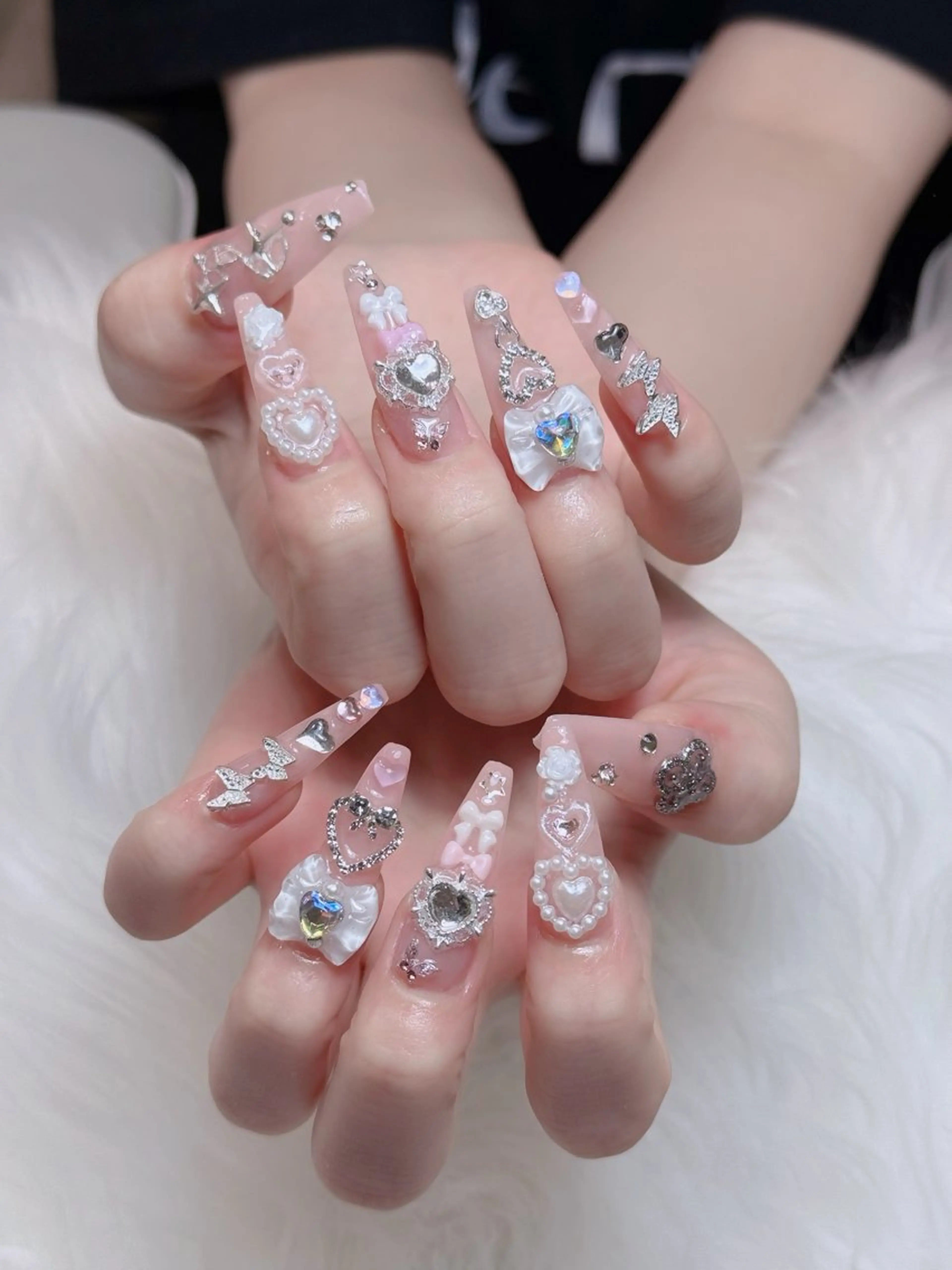 ネイル オーロラネイル チークネイル フットネイル フレンチネイル 韓国ネイル ハンドネイル Lumi Nailのネイルデザイン