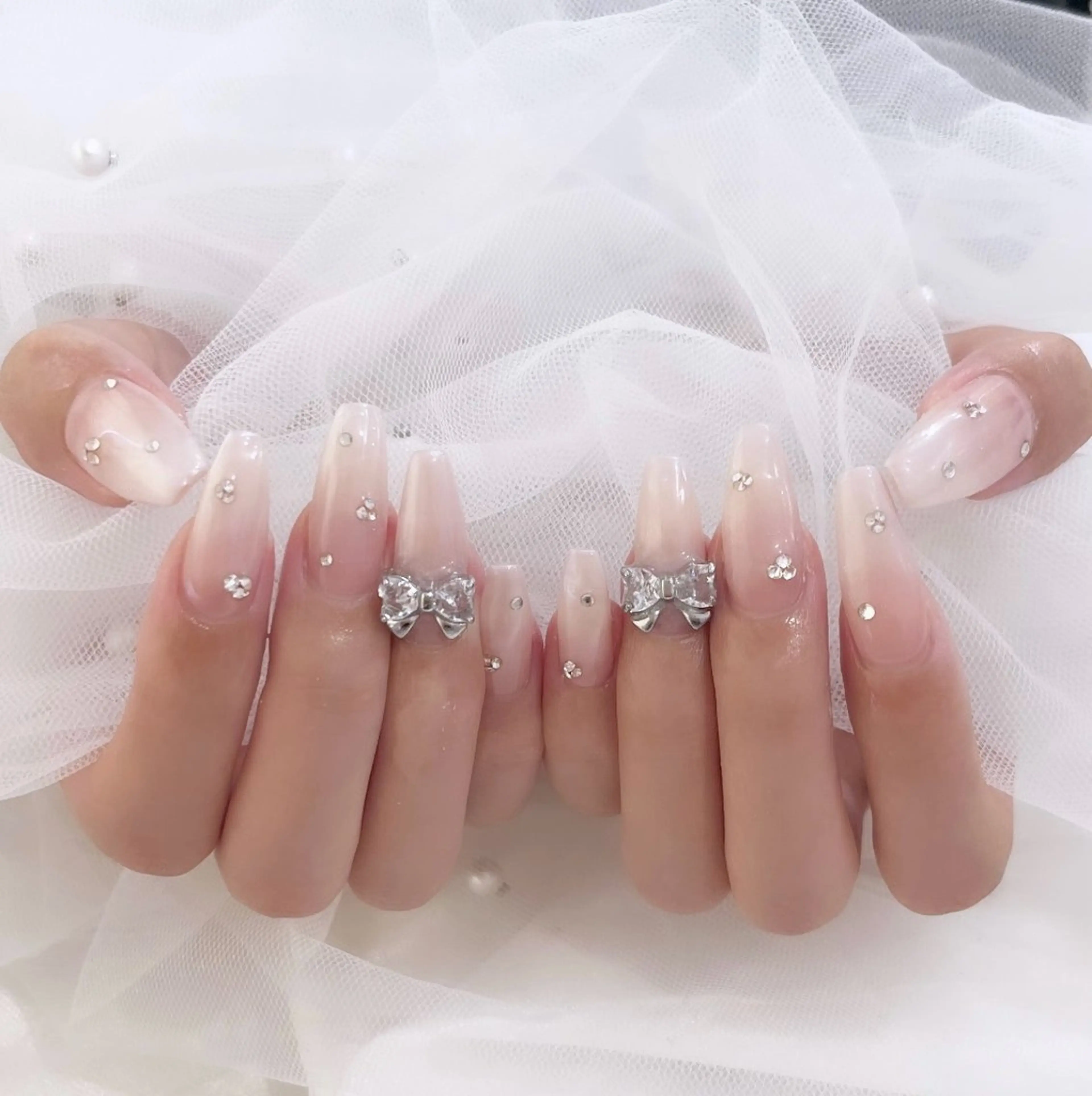 ネイル SALON ELVI.所属・SALON ELVI.のネイルデザイン