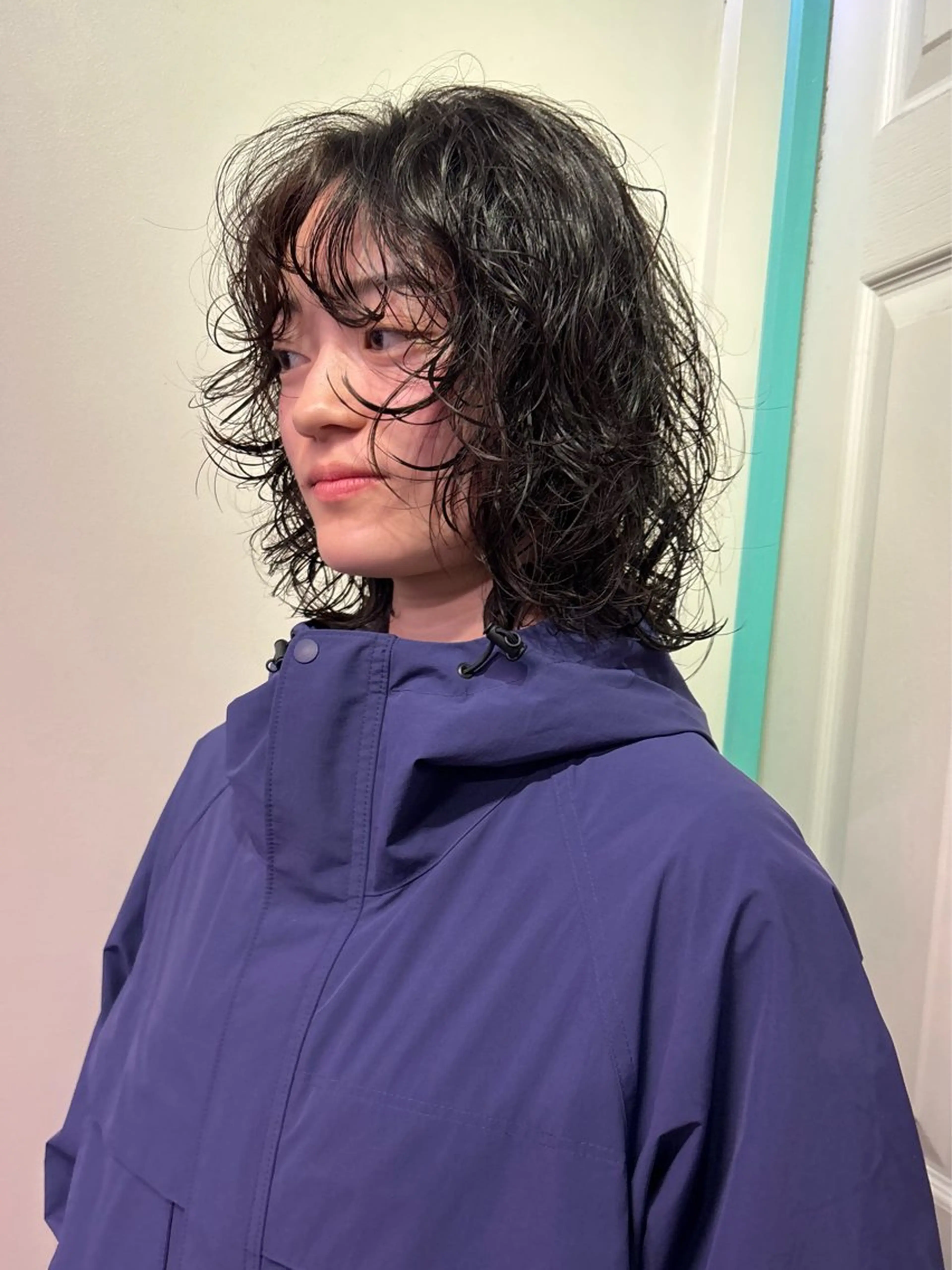 ミディアム カット パーマ くせ毛カットとパーマ /美容室難民の方是非のヘアスタイル