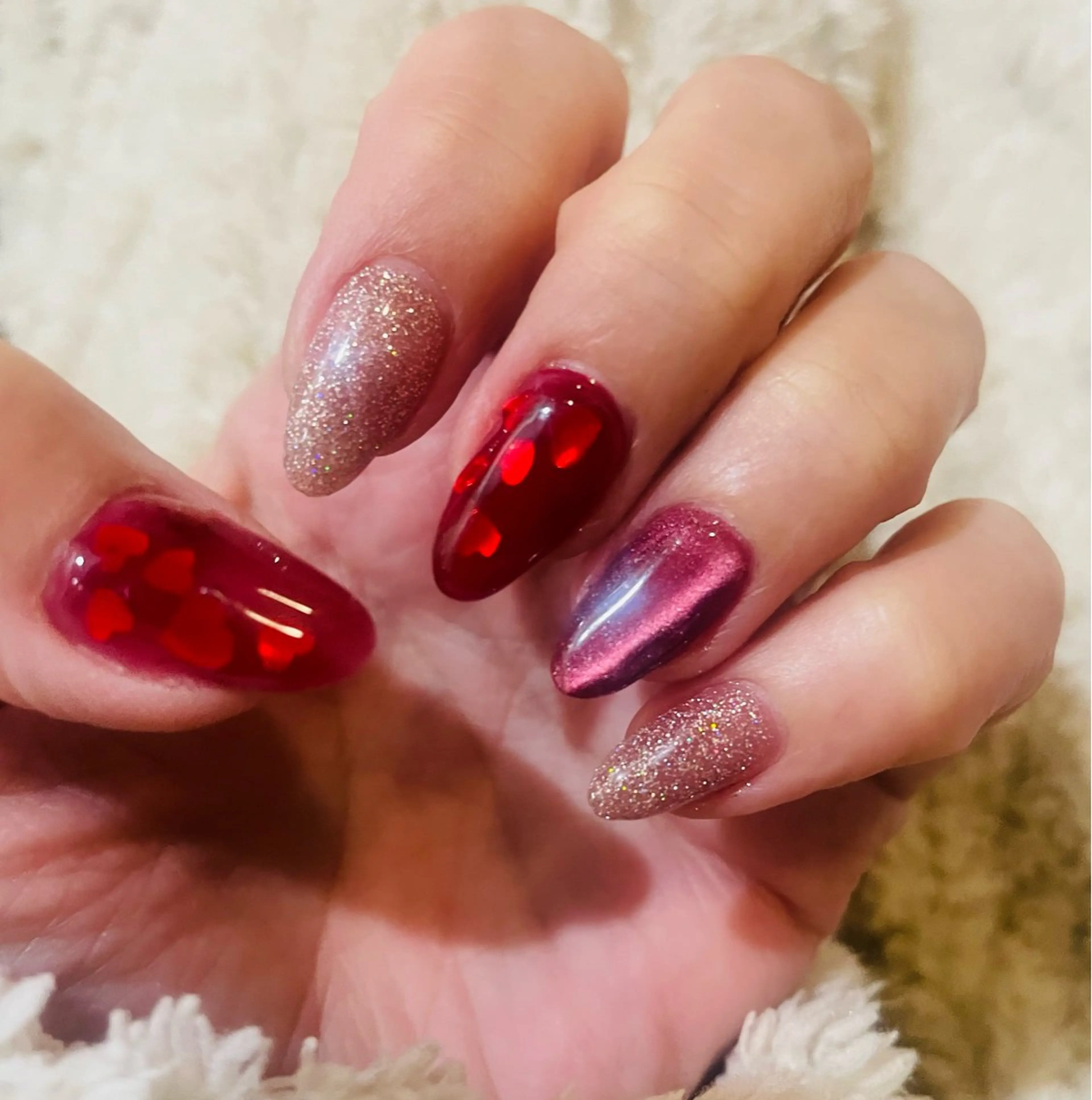 ネイル ハート ホログラムネイル バレンタイン koto nails所属・koto nailsのネイルデザイン