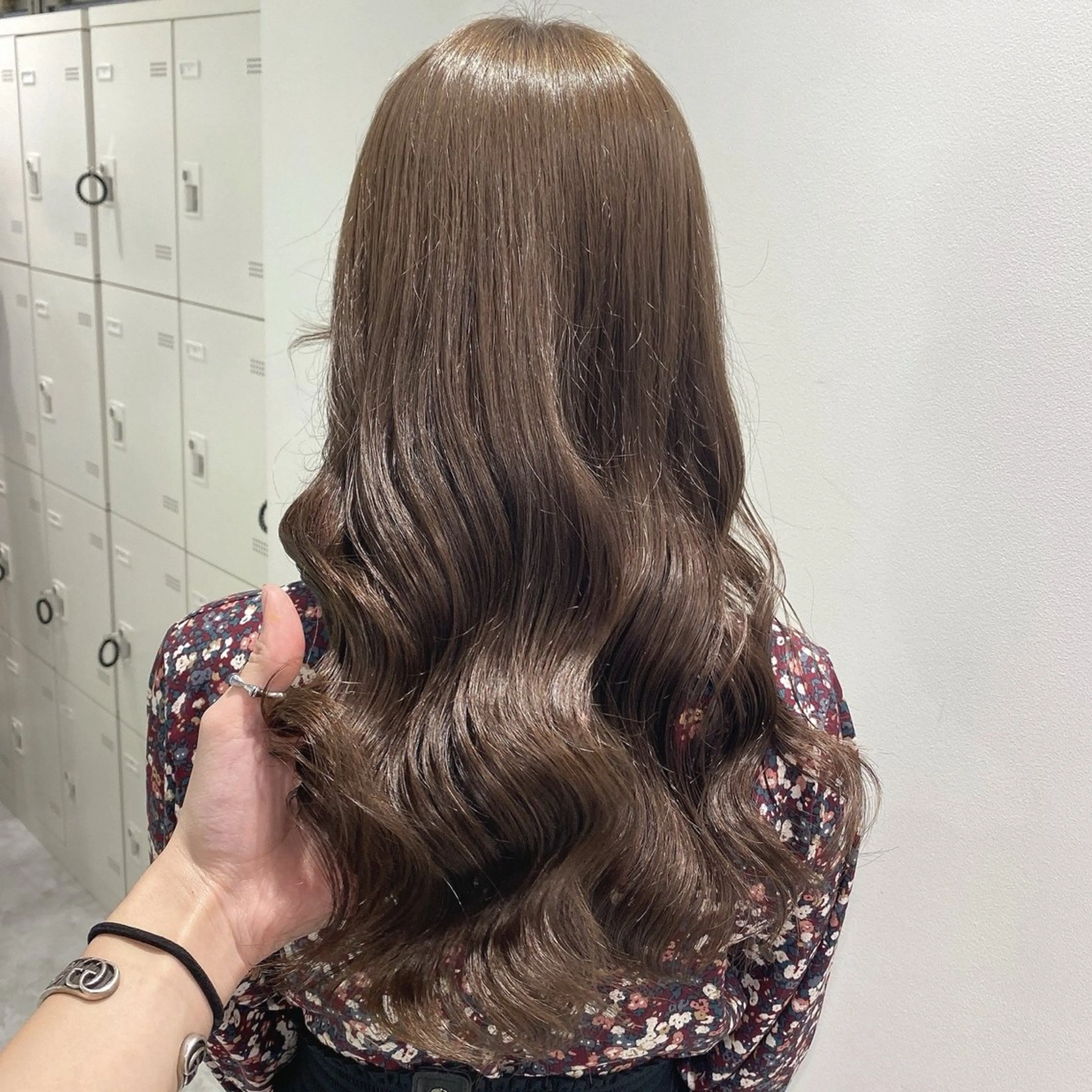 ロング カラー Neolive Luca　御茶ノ水店所属・透明カラー/韓国風 Subaruのヘアスタイル