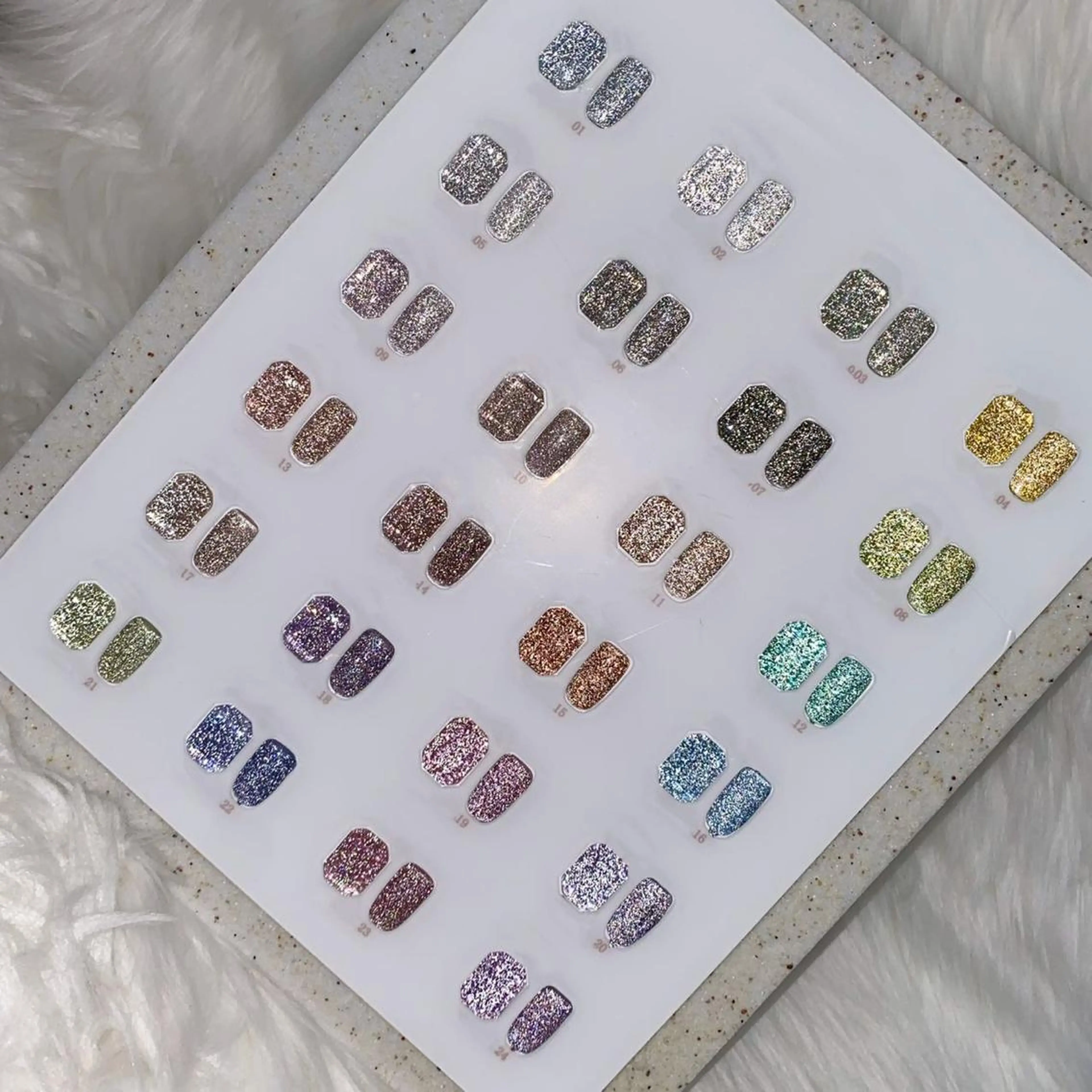 ミディアム めぐみのネイルサロン 惠のネイルデザイン