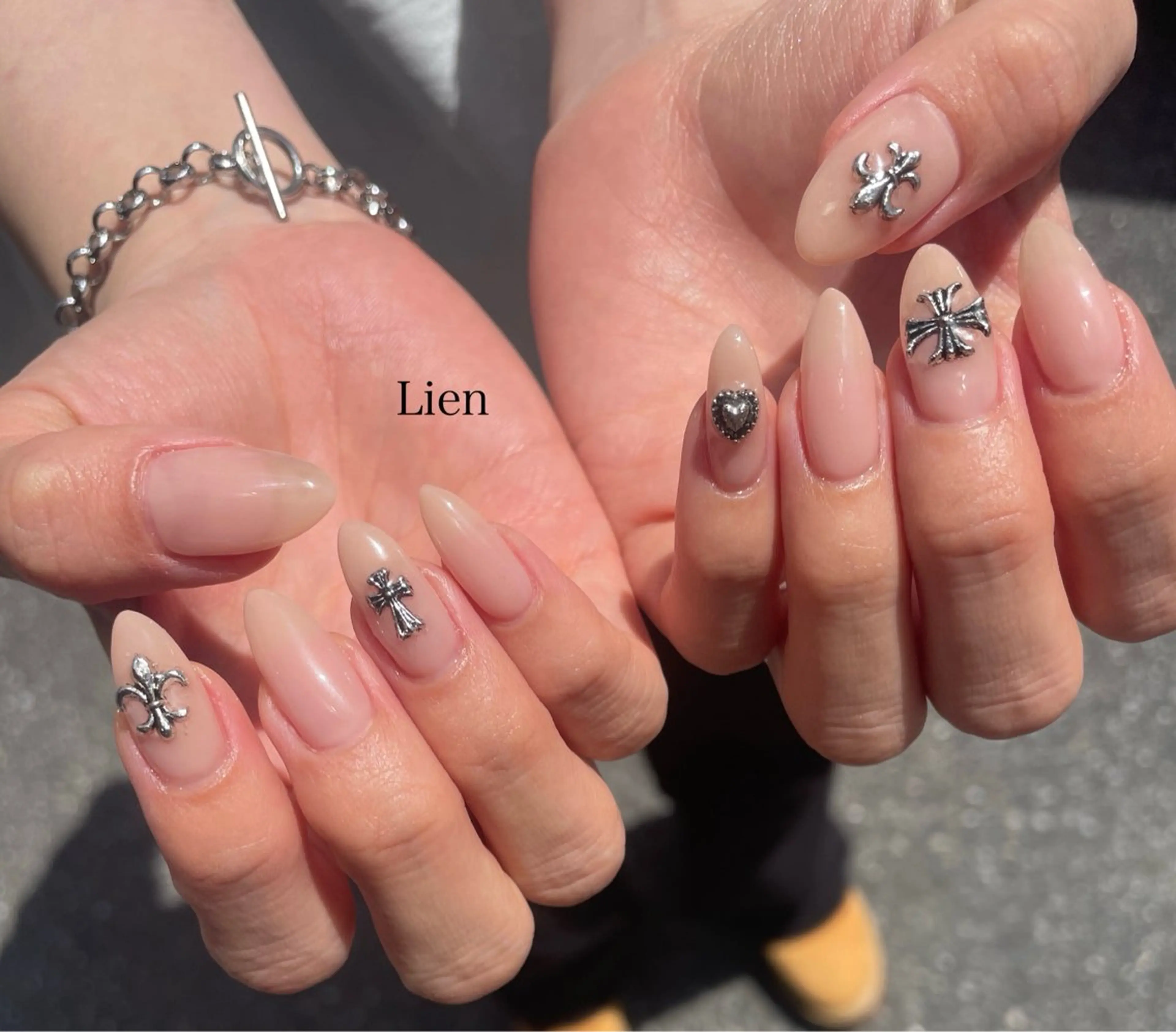 ネイル Lien【リアン】所属・Kazama Kaoriのネイルデザイン