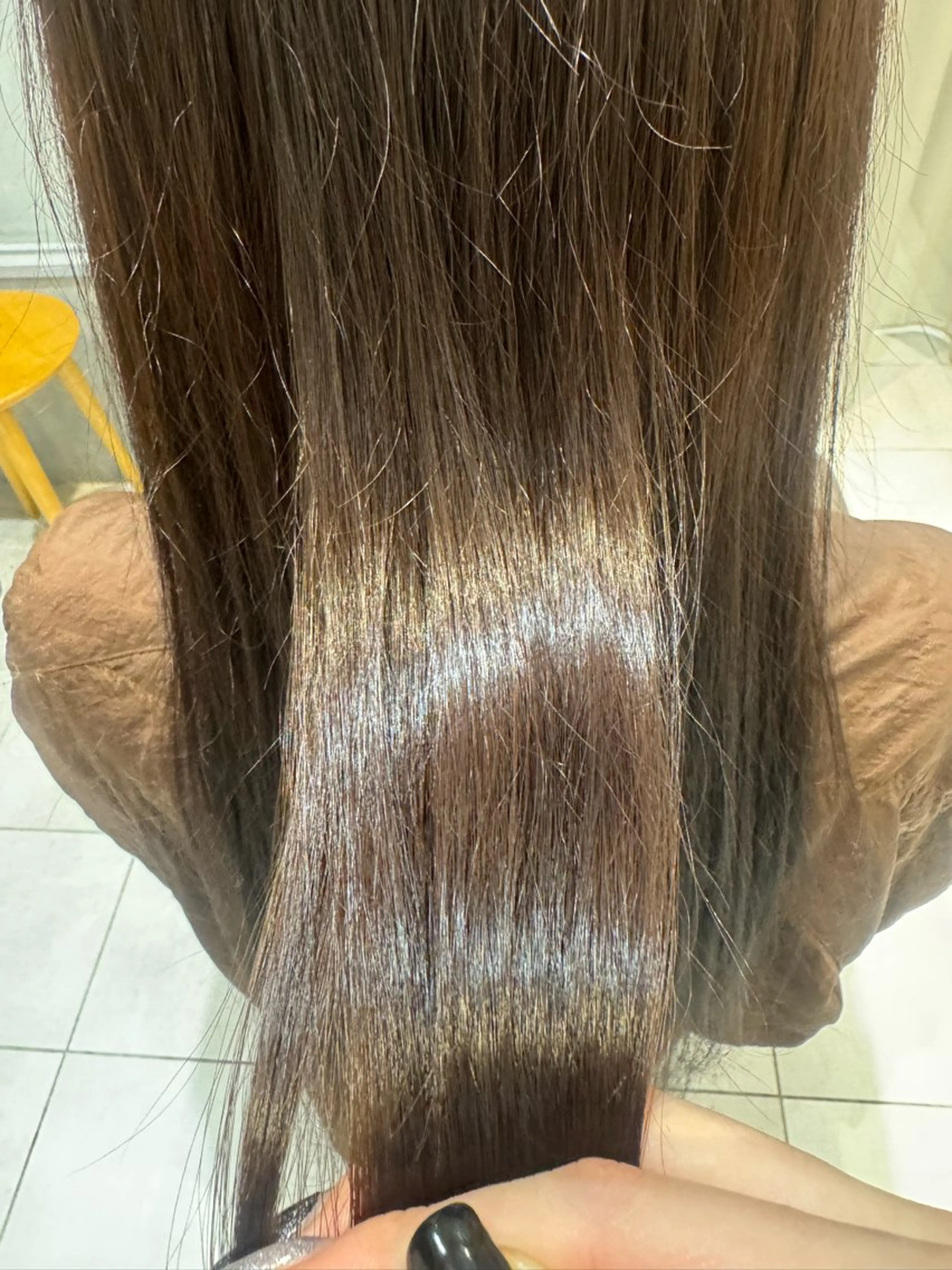 カラー 小林 菜々美のヘアスタイル