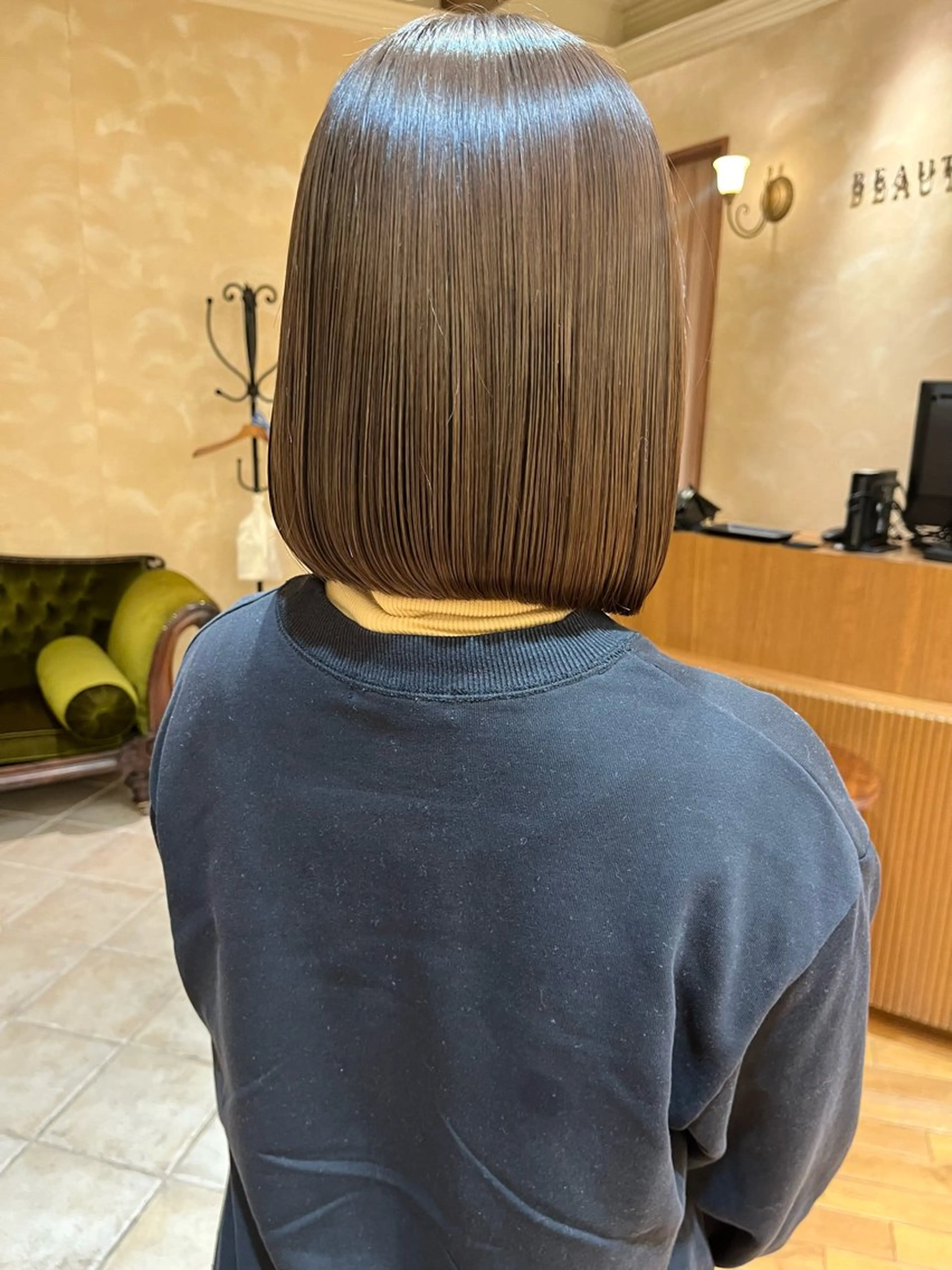 ショート ボブ 青山 莉奈のヘアスタイル