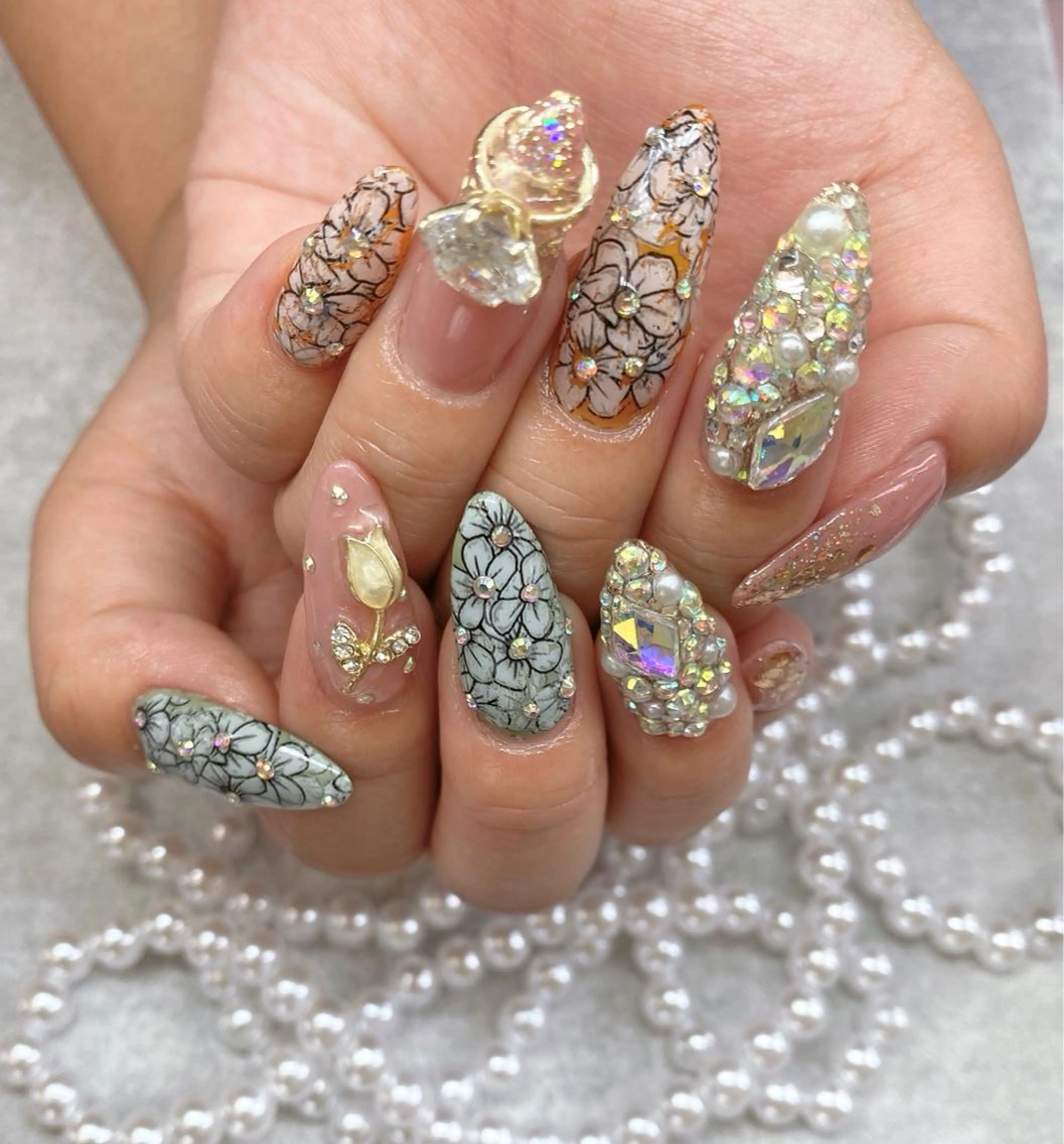 ネイル nailsalon Mimilyのネイルデザイン