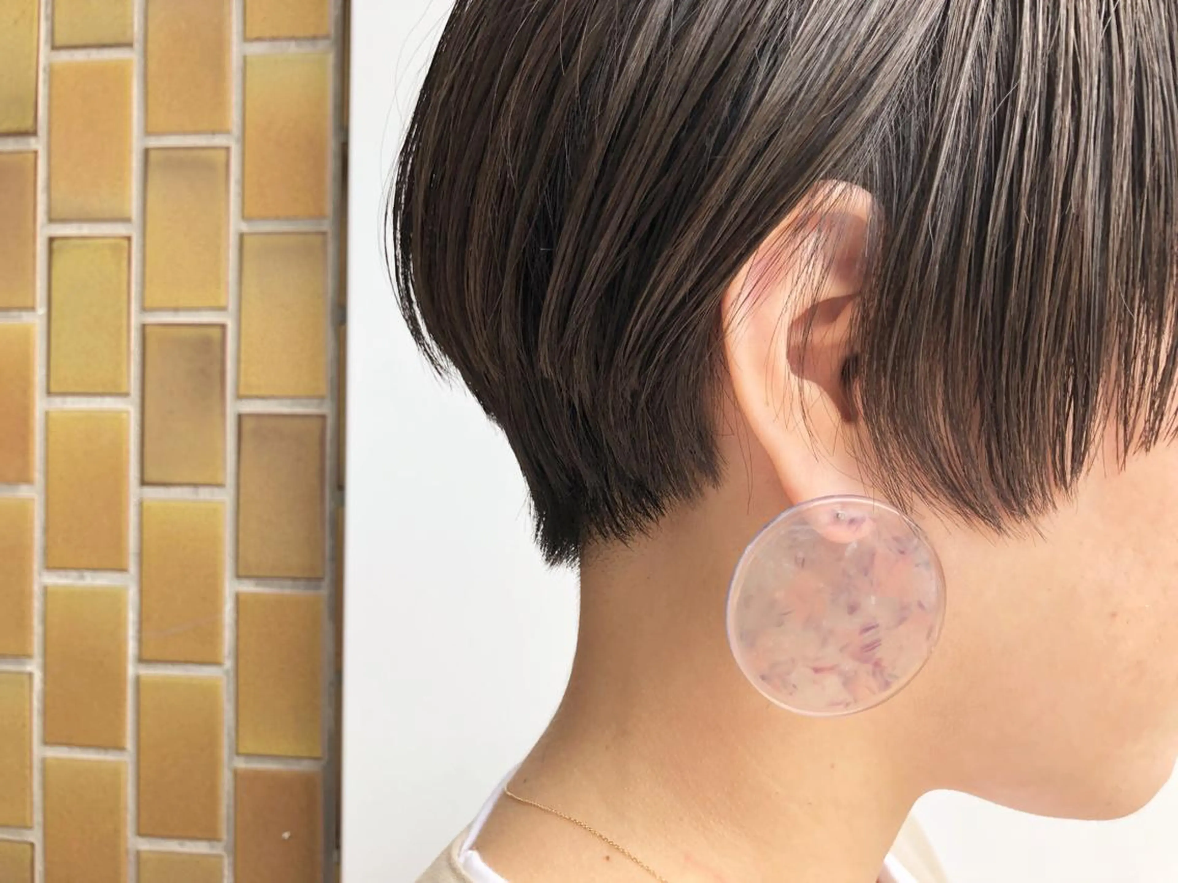 ショート カット ヘアカラー トリートメント 岡本 一平のヘアスタイル