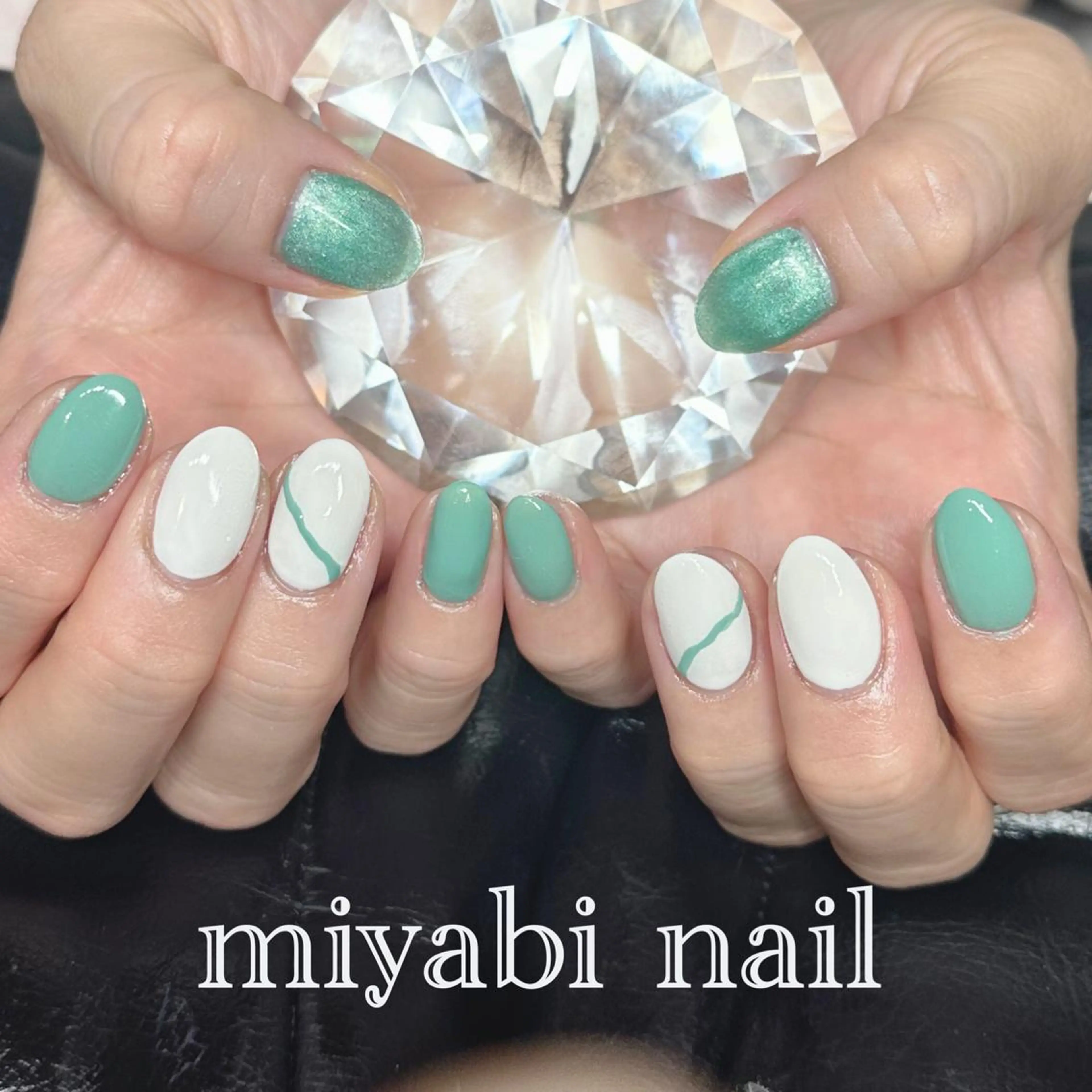 ネイル アートネイル ジェルネイル グリーン マグネットネイル 持ち込み ハンドネイル miyabi nail 桂川駅近くのネイルデザイン