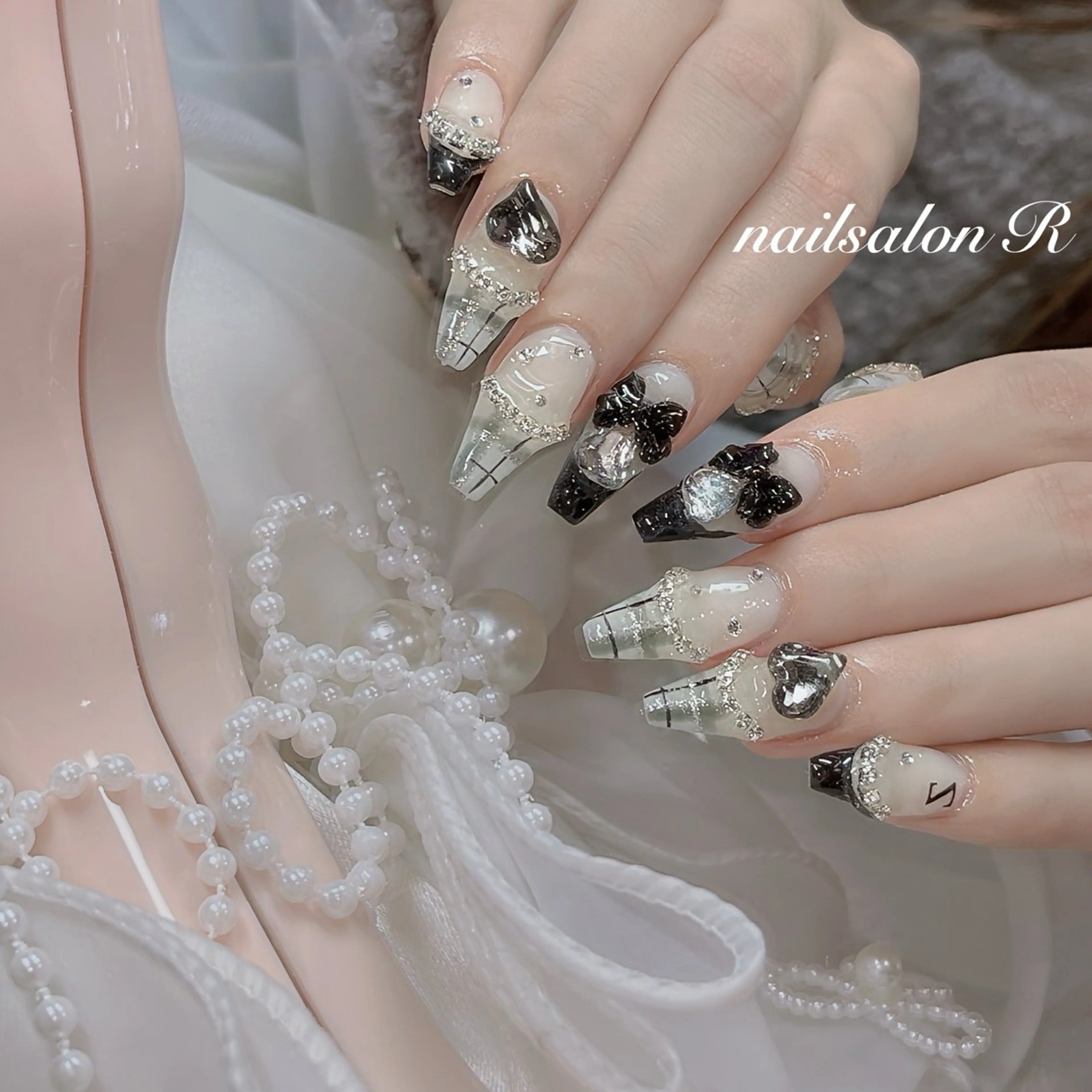 ネイル ハンドネイル nailsalon Rのネイルデザイン