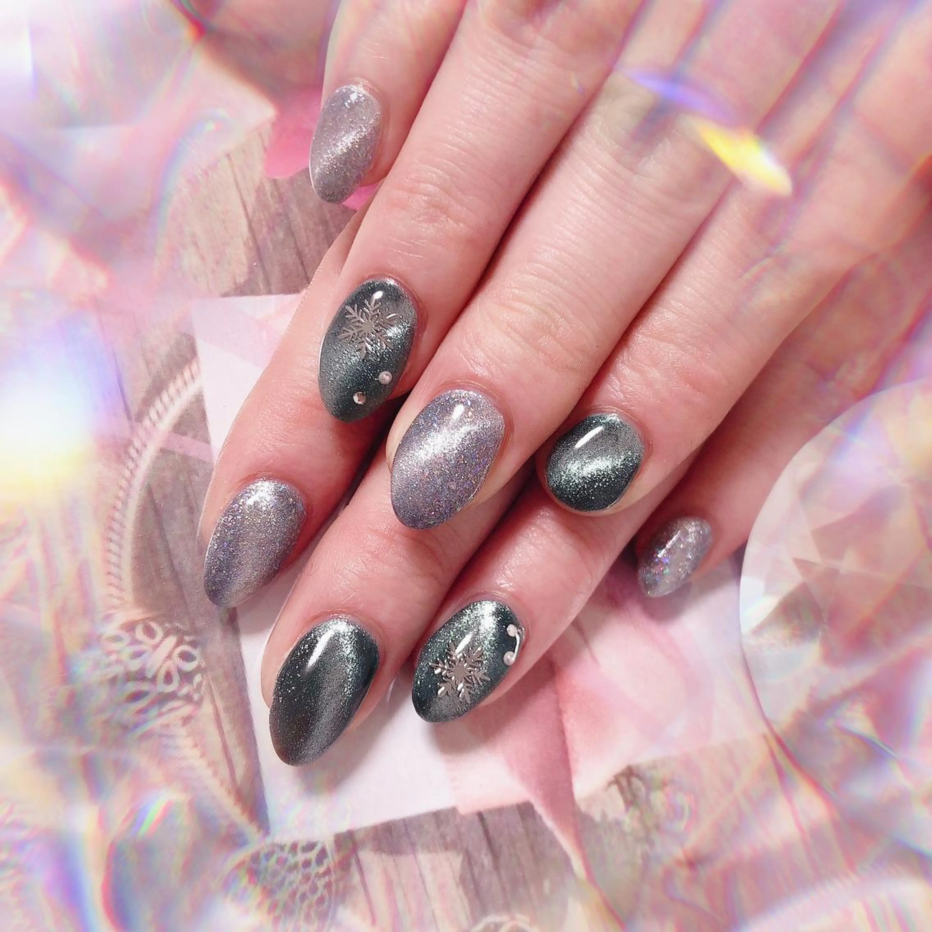 ミディアム ネイル ハンドネイル ハンドケア 💎ビューティサロン 湘南　RIRAN💎のネイルデザイン