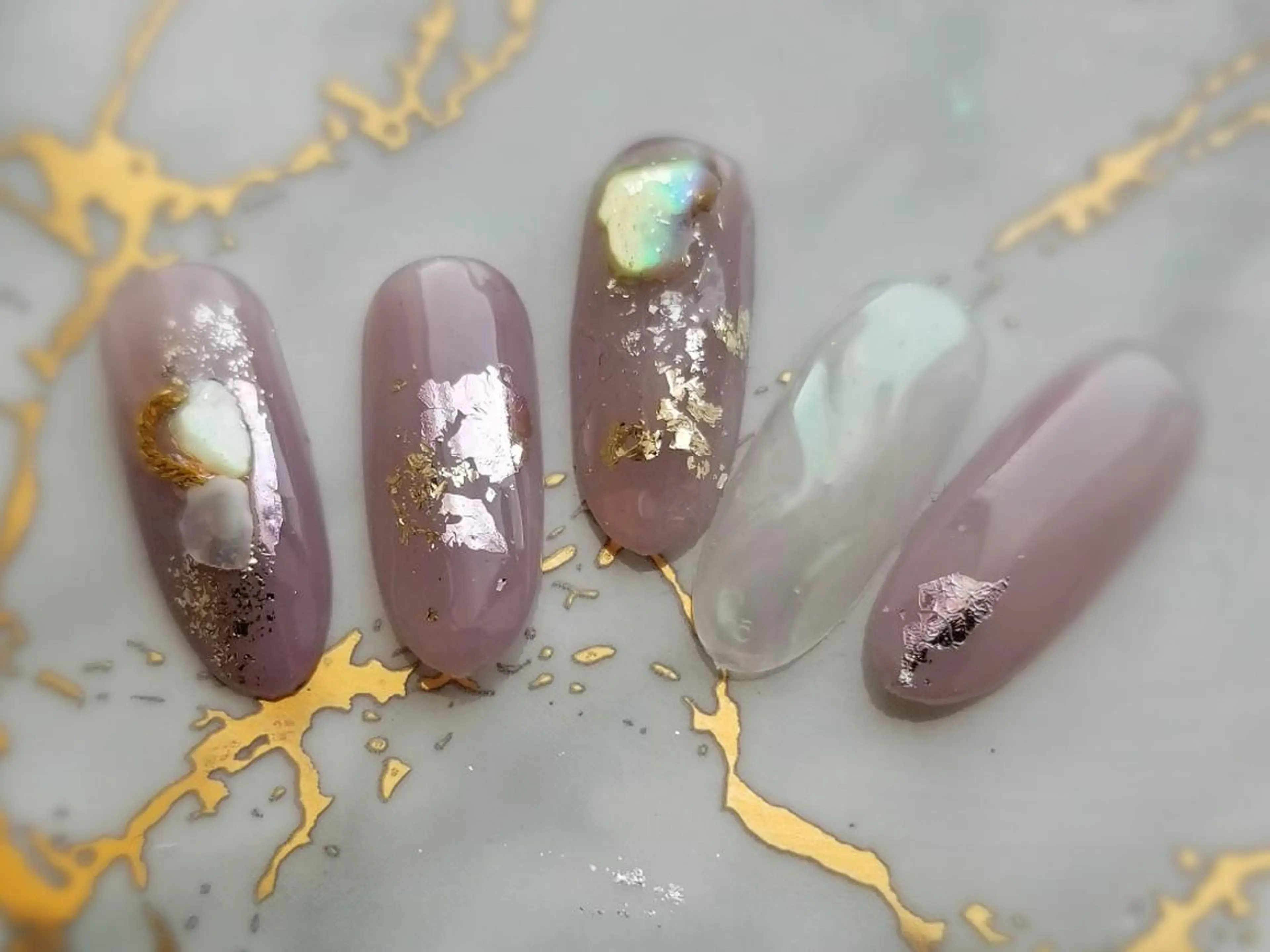 ネイル ニュアンスネイル U nail所属・高橋 千恵のネイルデザイン