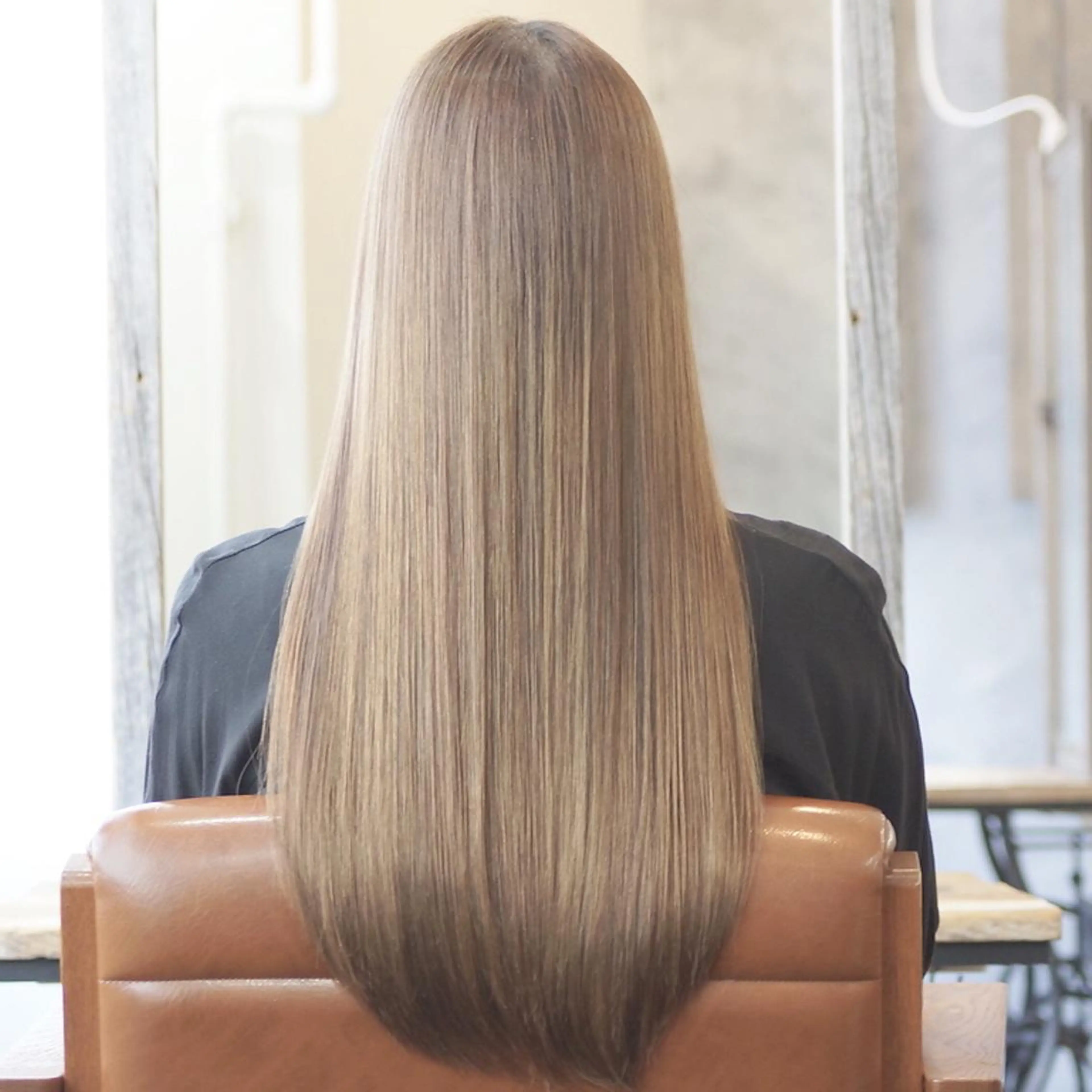 ロング カラー アッシュ アッシュブラウン ベージュカラー 黒髪 ブラウンカラー newibelsia 名駅のヘアスタイル