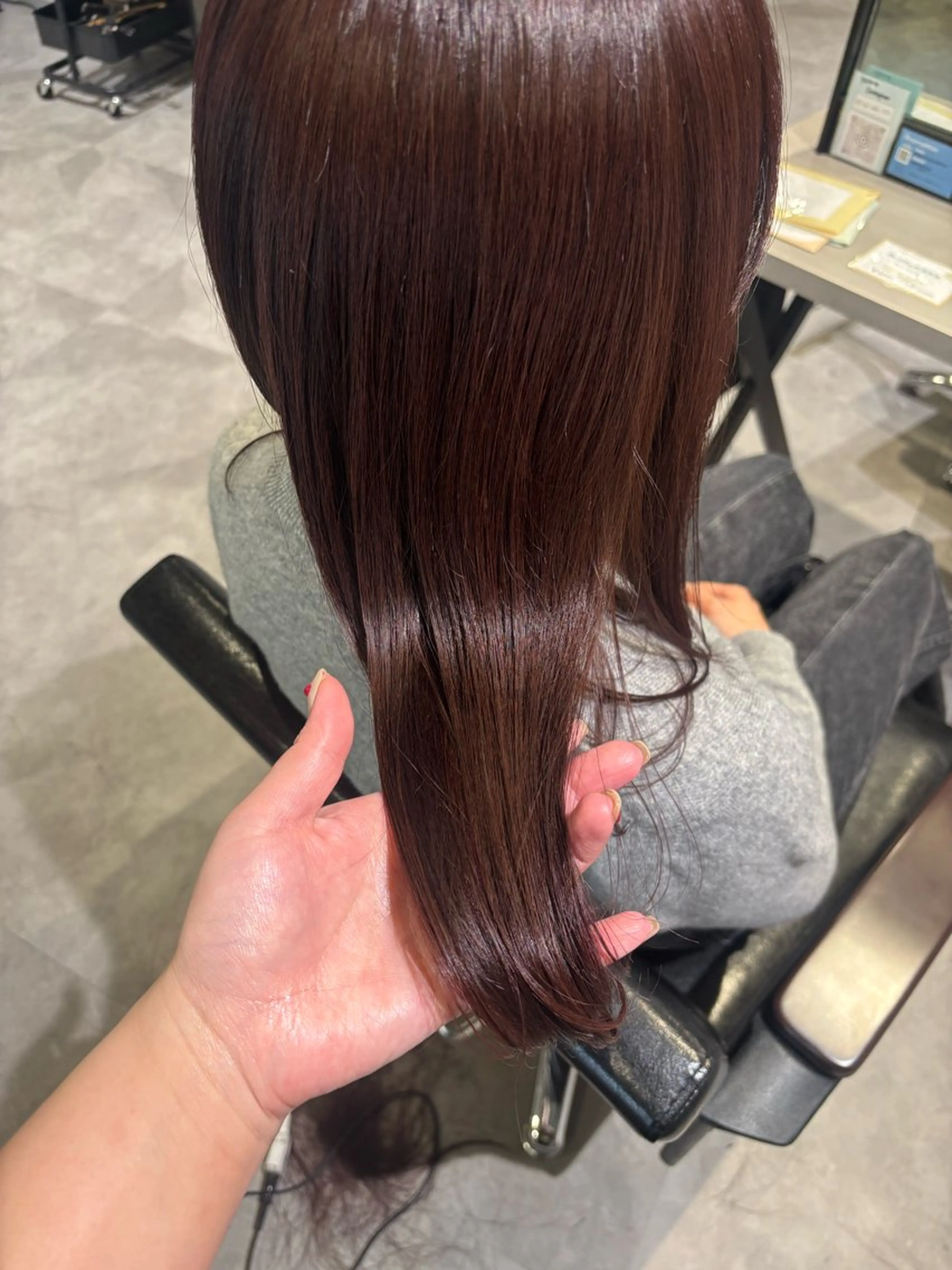 ロング ピンクブラウン ヘアカラー 長尾ゆりの/ボブ/ ベージュ/ハイトーンのヘアスタイル