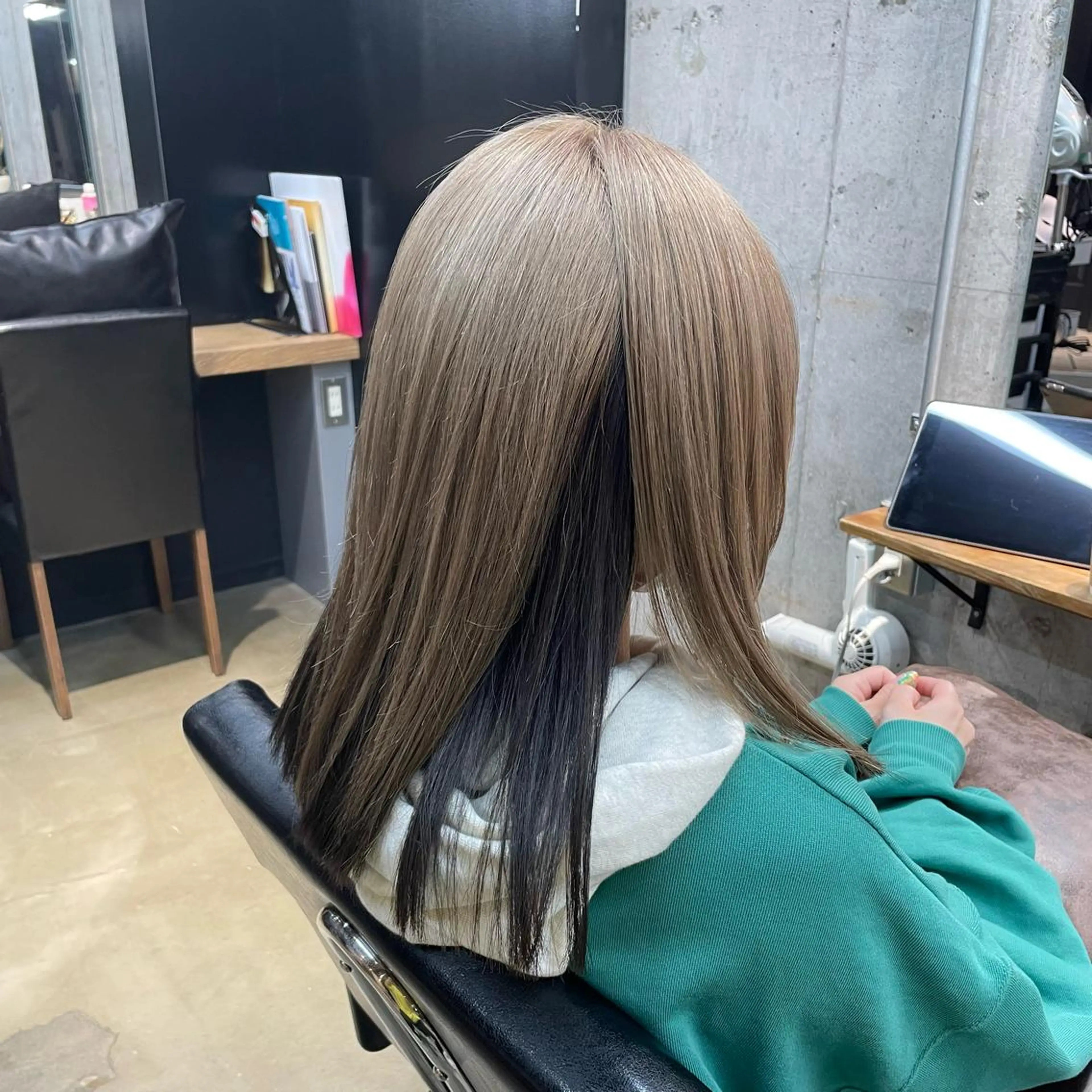 カラー Lowha(ローハ)所属・蓑島廉 ミノシマレンのヘアスタイル