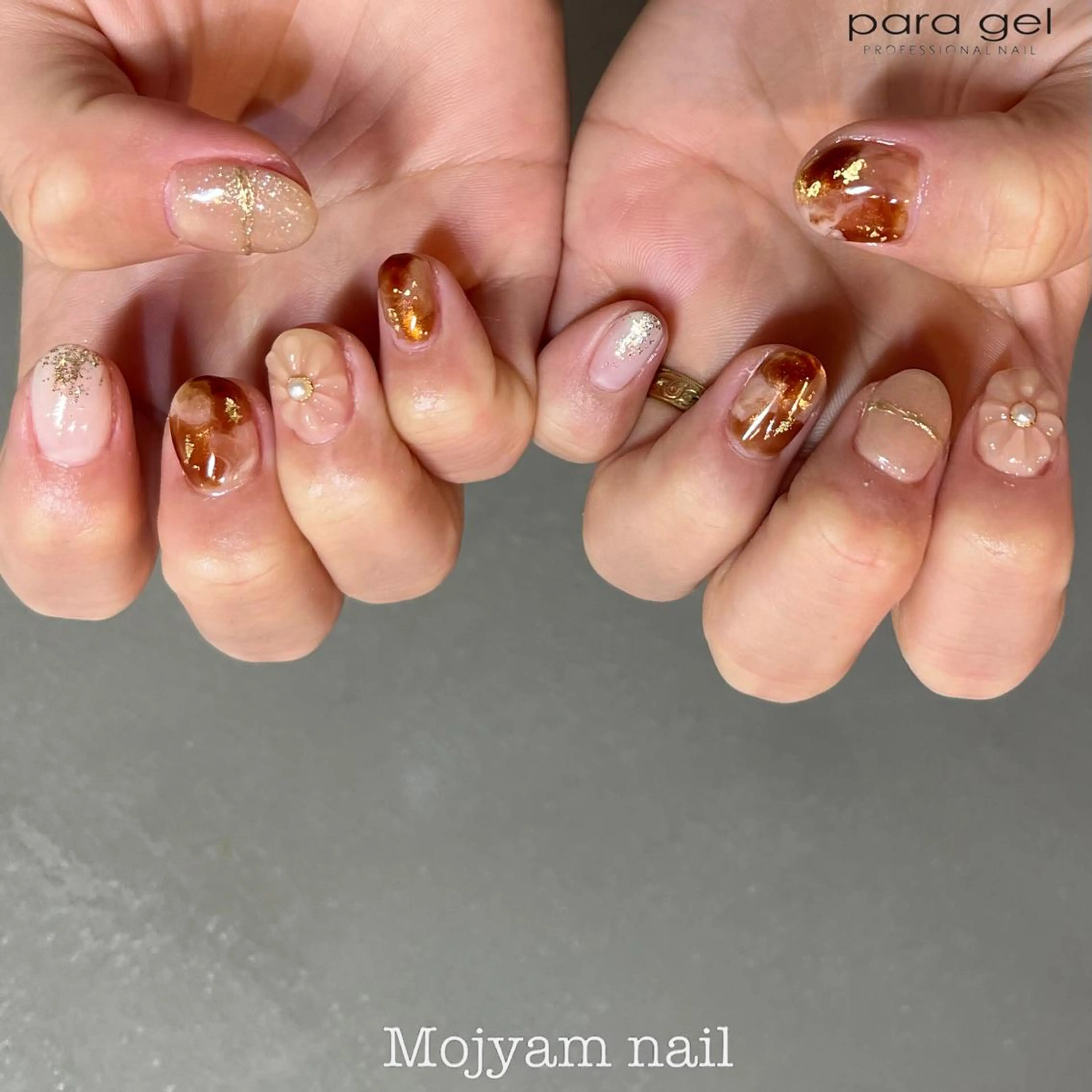 ネイル べっ甲ネイル フラワーネイル ぷっくりネイル ショートネイル 春ネイル ハンドネイル Mojyam nail所属・松本 実咲のネイルデザイン