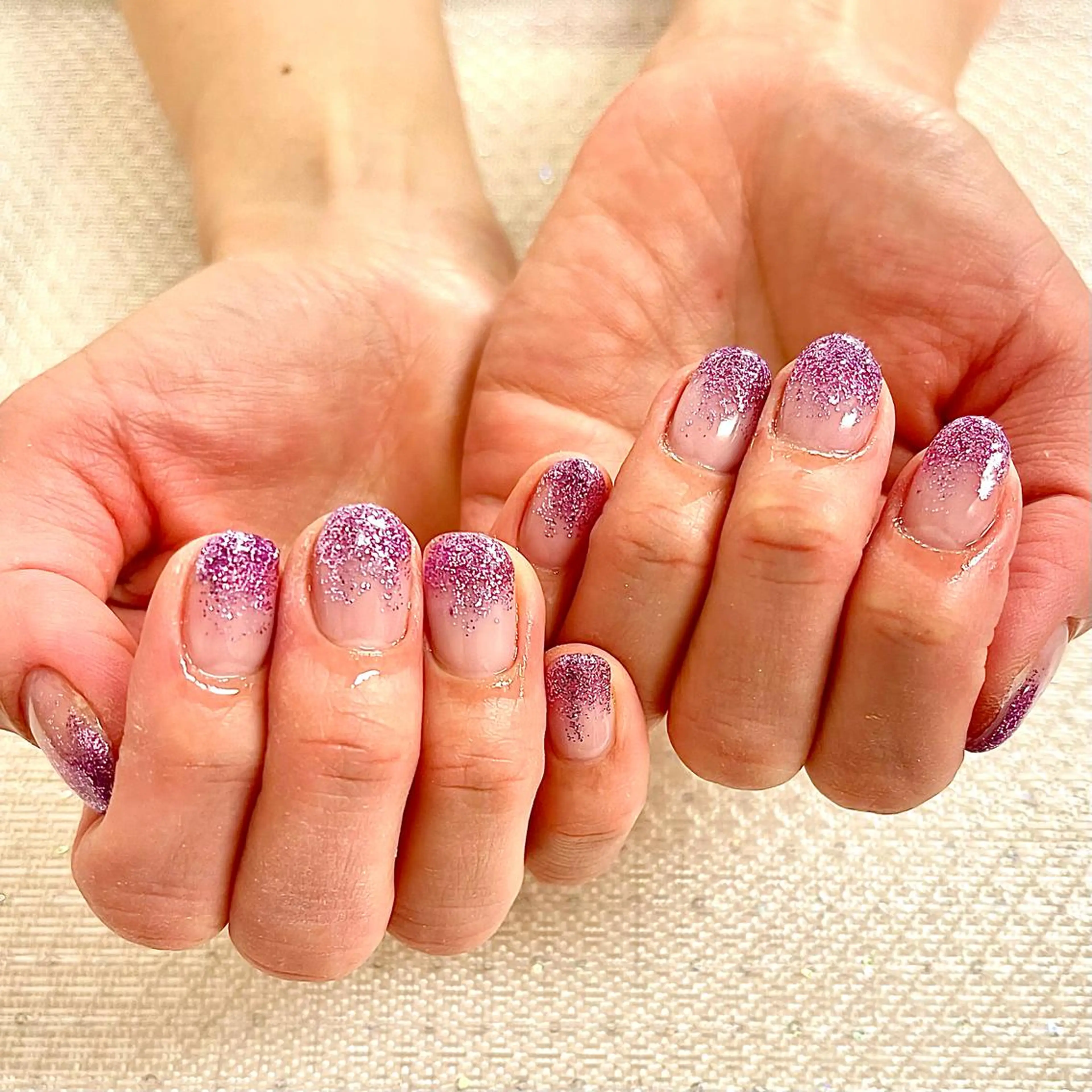 ネイル ラメ(グリッター) ピンク 🤎🧸 Aya 🧸🤎のネイルデザイン