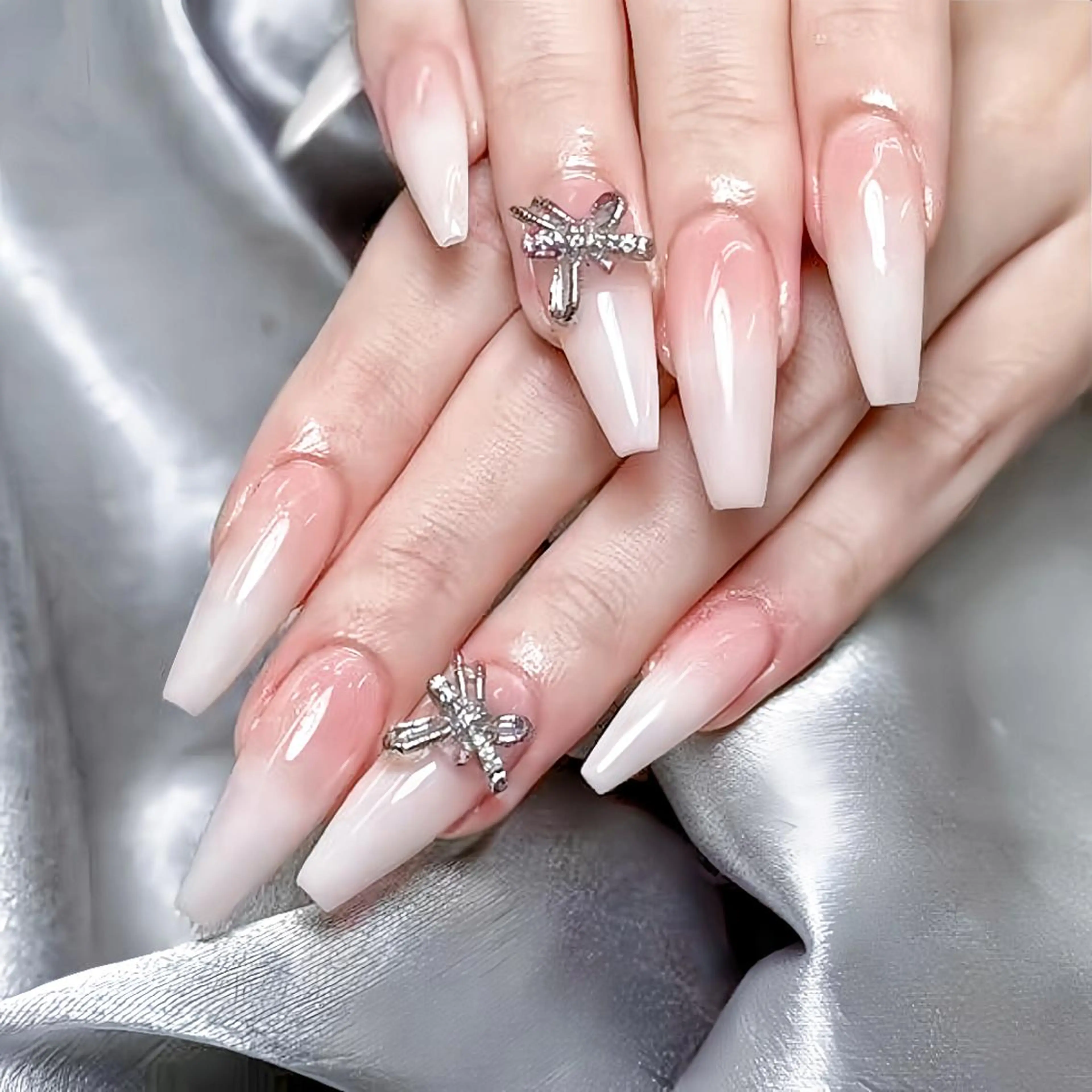 ネイル mina🧸 nailのネイルデザイン