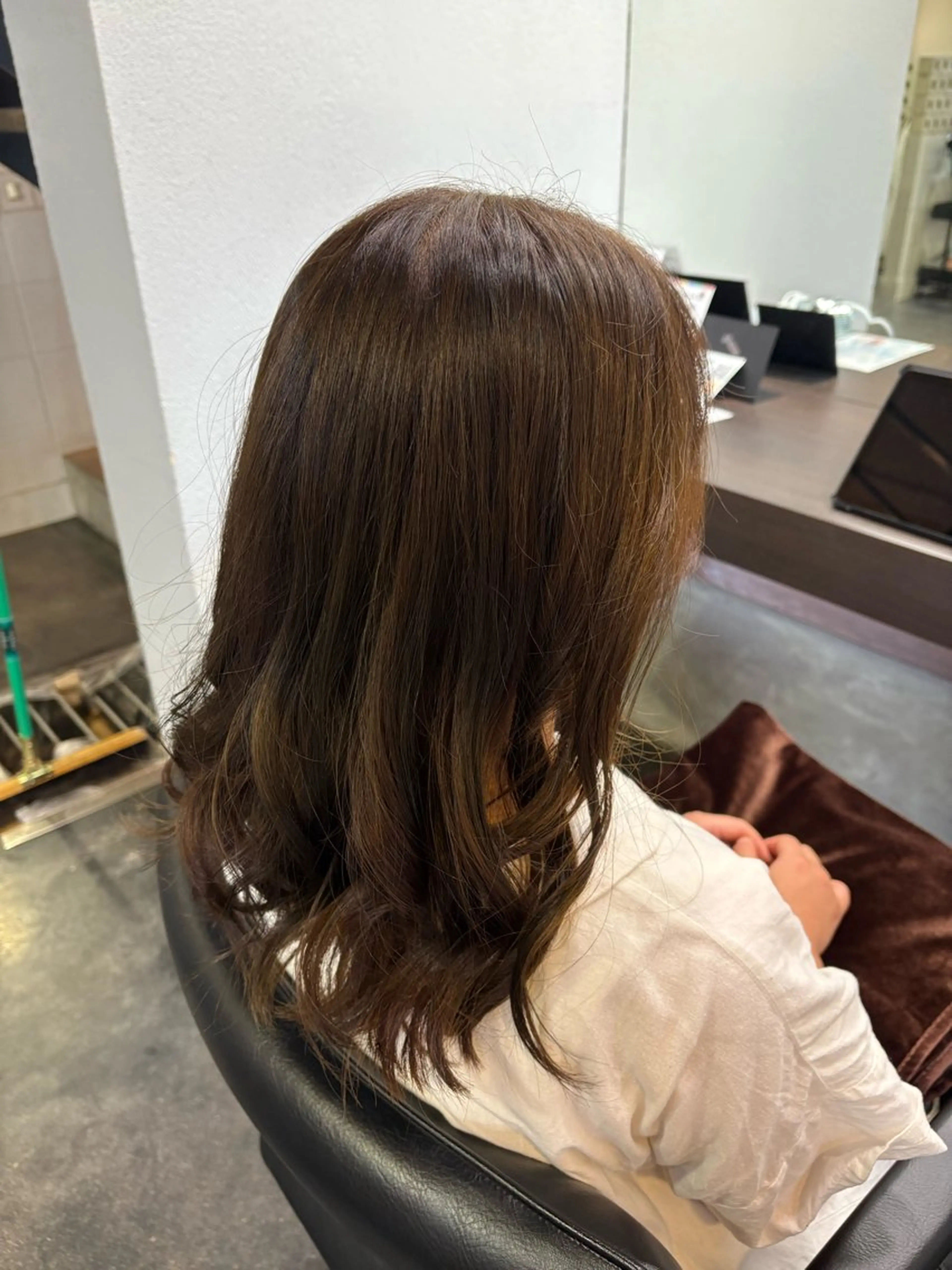 ミディアム カラー ブラウンカラー ナチュラルブラウン 奥山 和奏のヘアスタイル